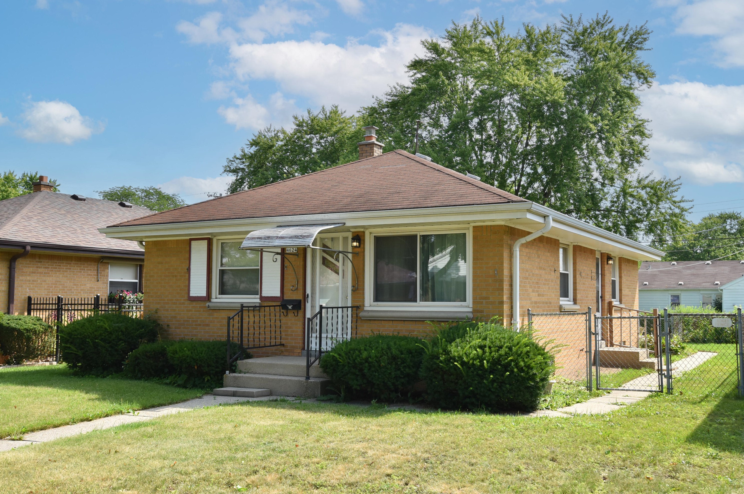 4624 N 67th St, Milwaukee, WI 53218