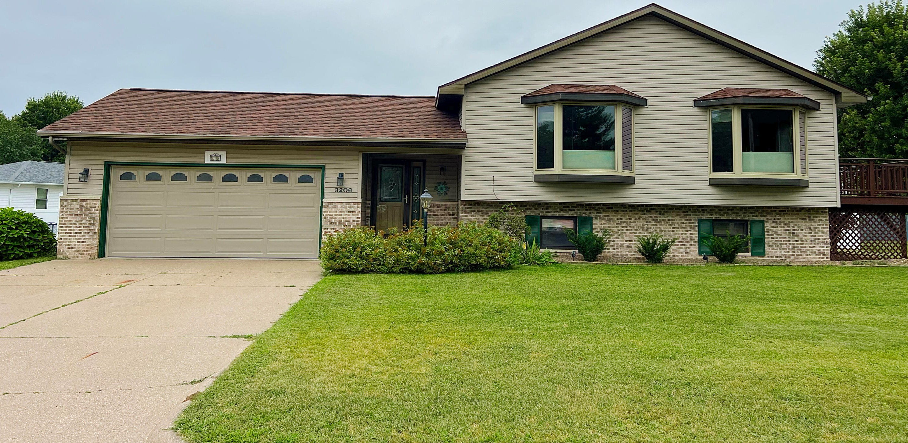 3206 Meadow Lark Ln, Holmen, WI 54636