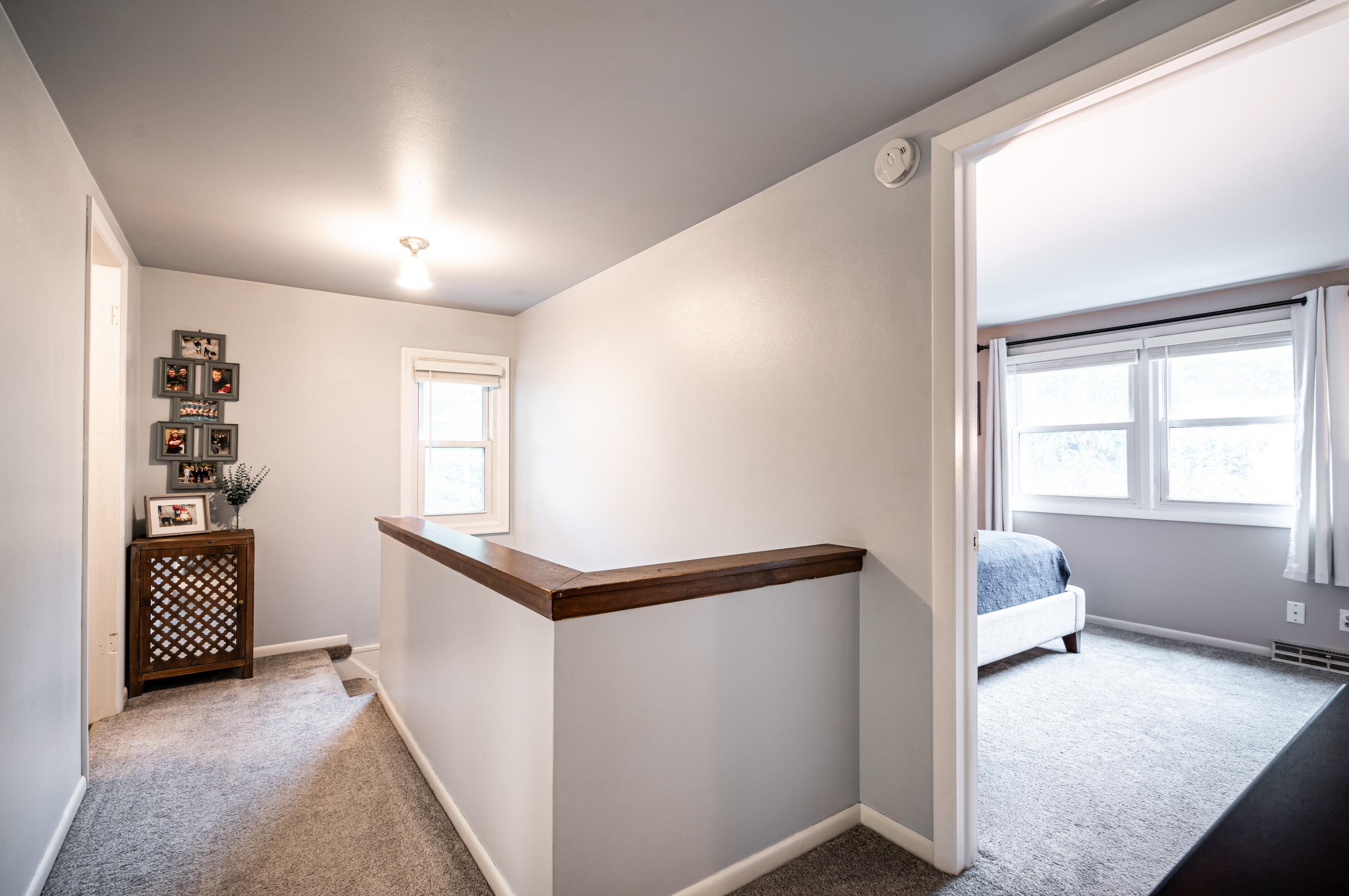 6621 Howard Ave, Milwaukee WI  53220-1805 exterior