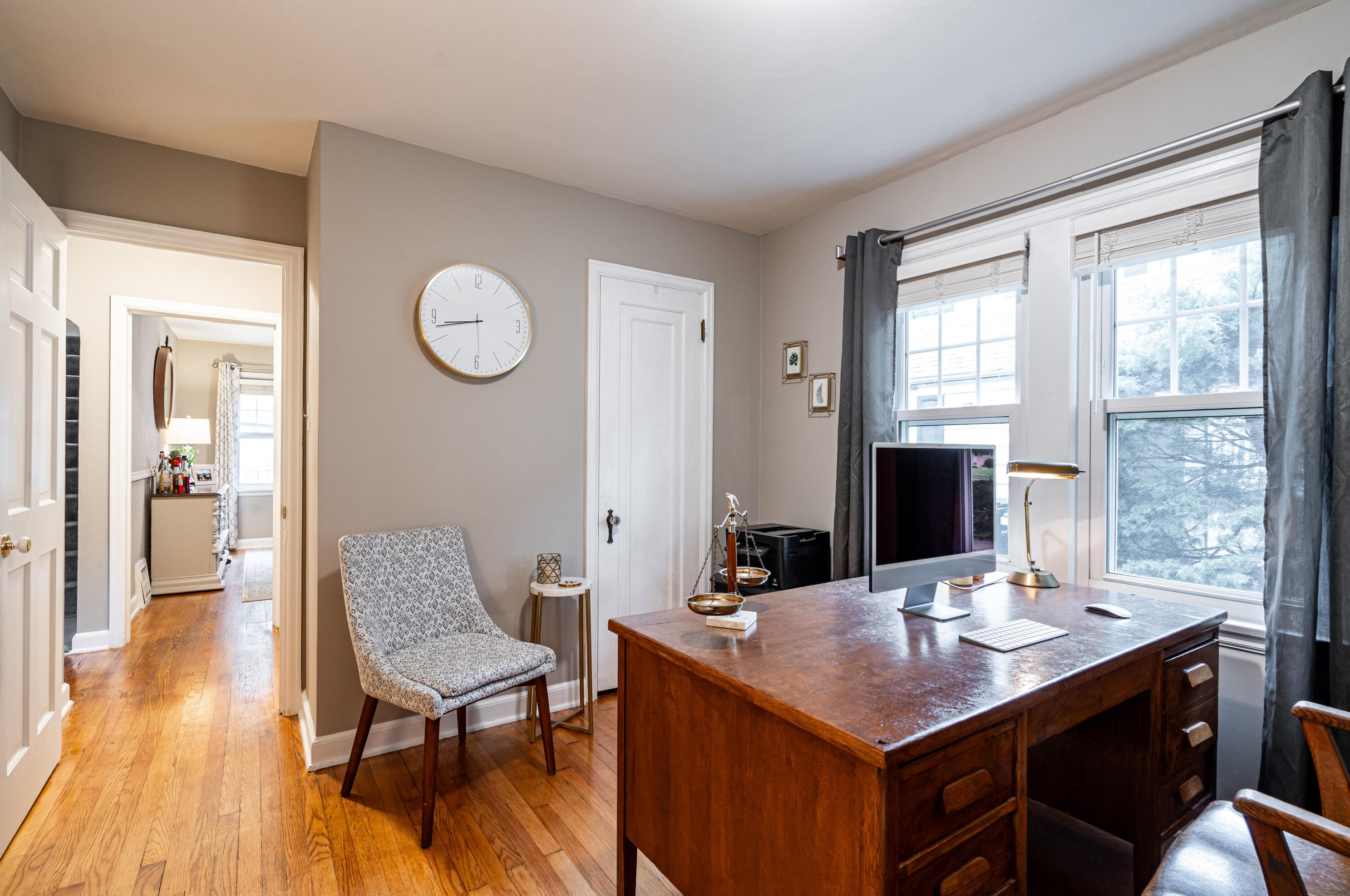 6621 Howard Ave, Milwaukee WI  53220-1805 exterior