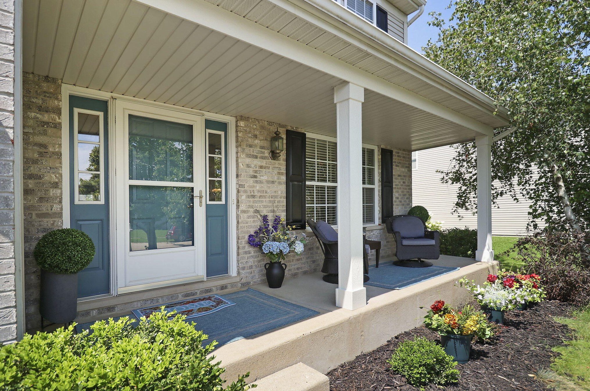 930 N Hearthstone St, Elkhorn, WI 53121