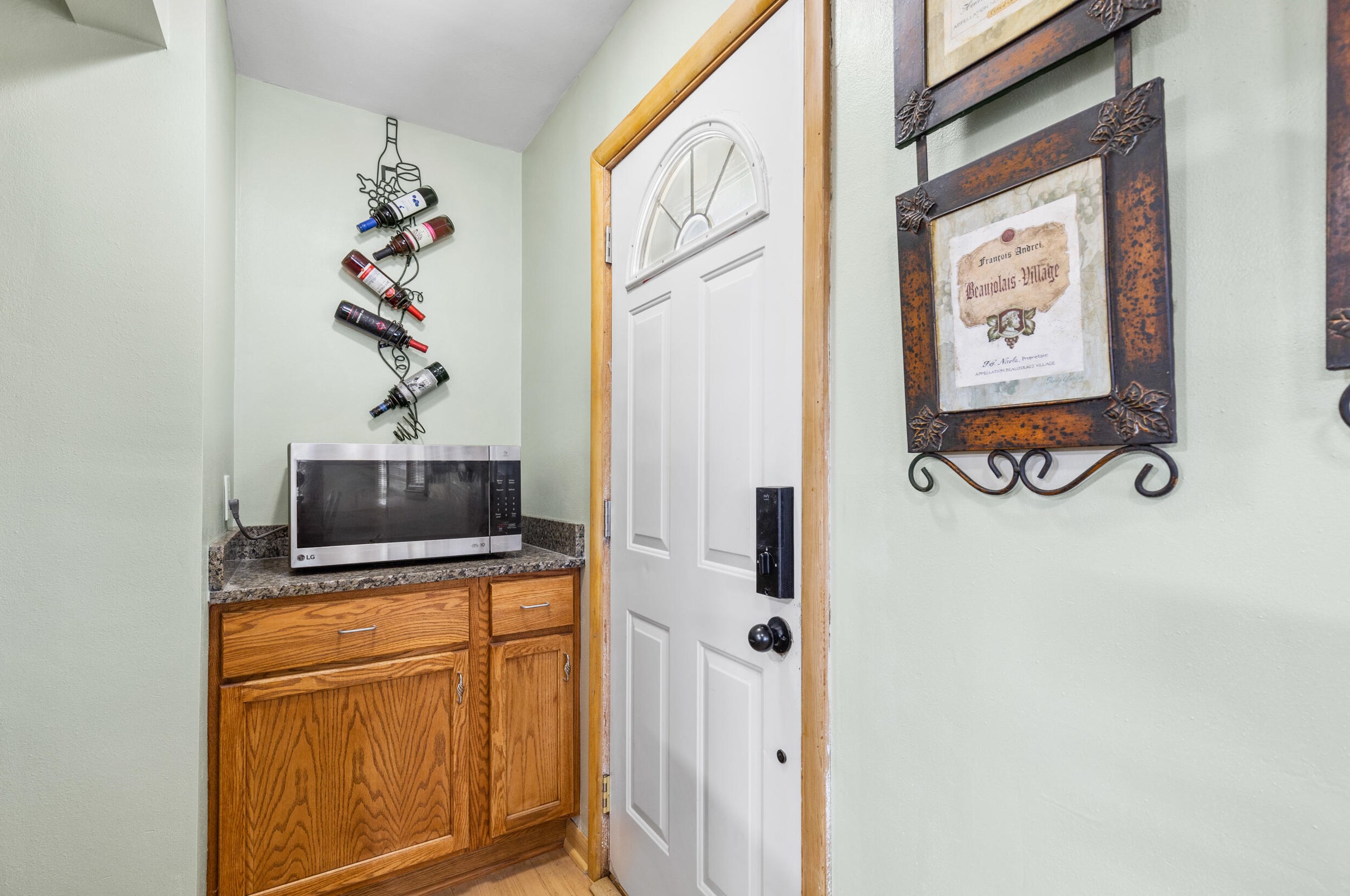 4320 100, Milwaukee WI 53225-4725 exterior