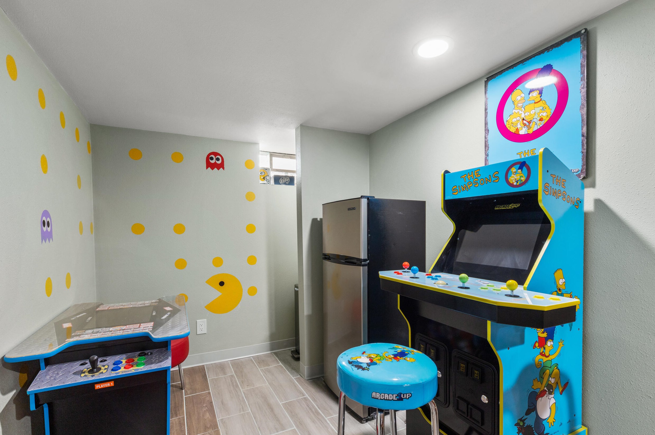 4320 100, Milwaukee WI 53225-4725 exterior