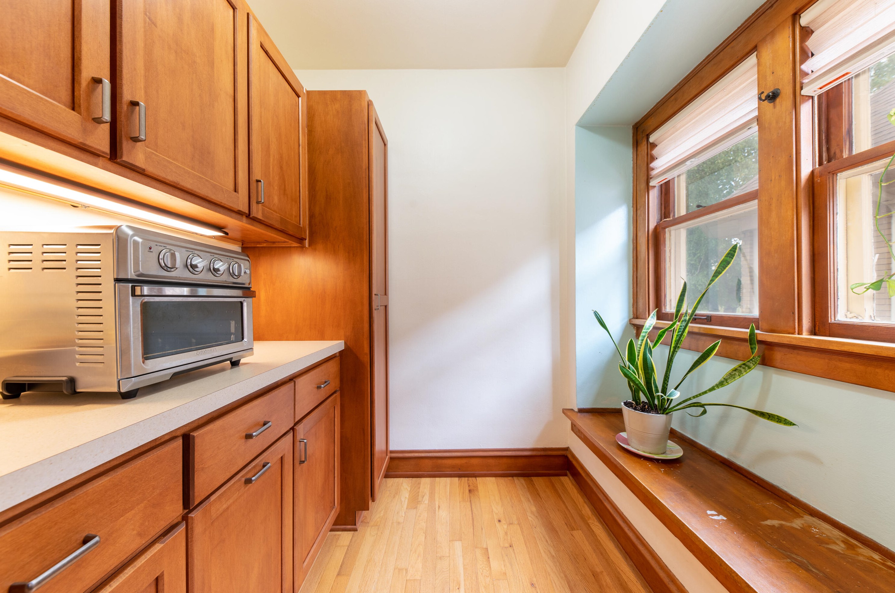 2461 60, Milwaukee WI 53219-2130 exterior