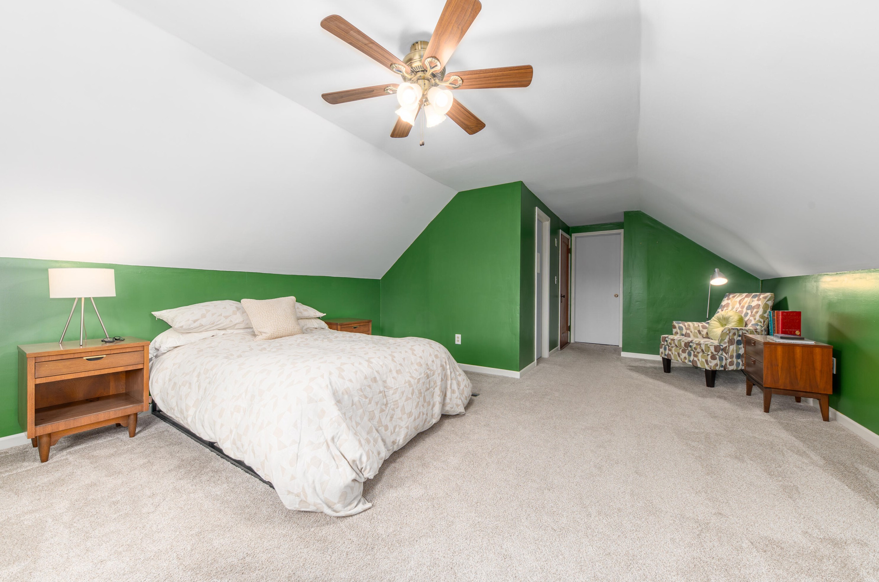 2461 60, Milwaukee WI 53219-2130 exterior