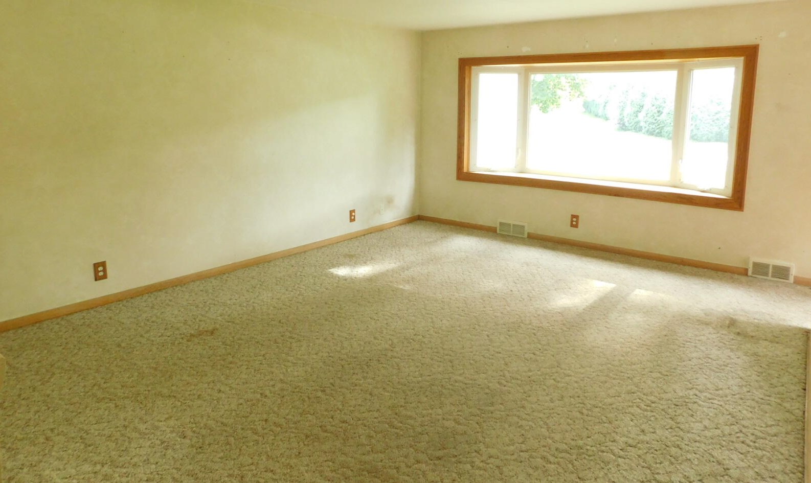 4525 Cherokee Dr, Brookfield, WI 53045
