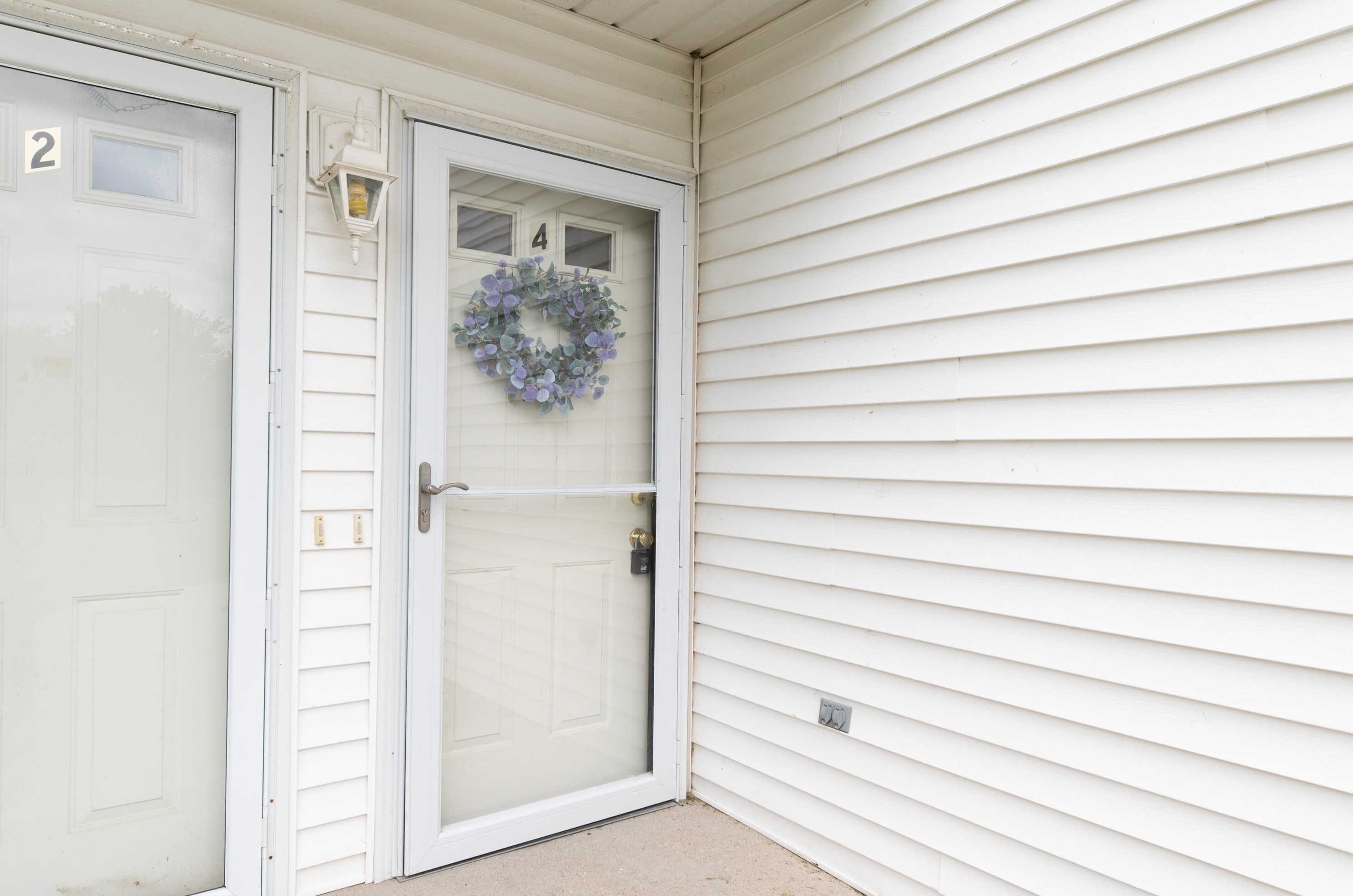 294 Minz Park Cir, West Bend, WI 53095
