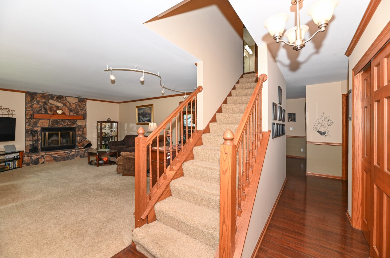 4068 S 97th St, Milwaukee, WI 53228