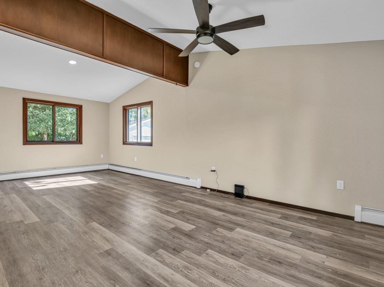 32922 Center St, Lyons, WI 53105