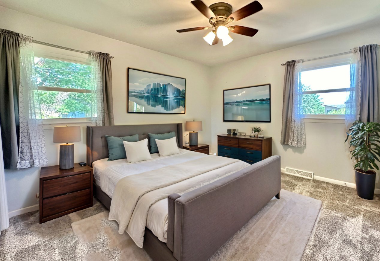 709 Madison Dr, Delavan WI  53115-2309 exterior