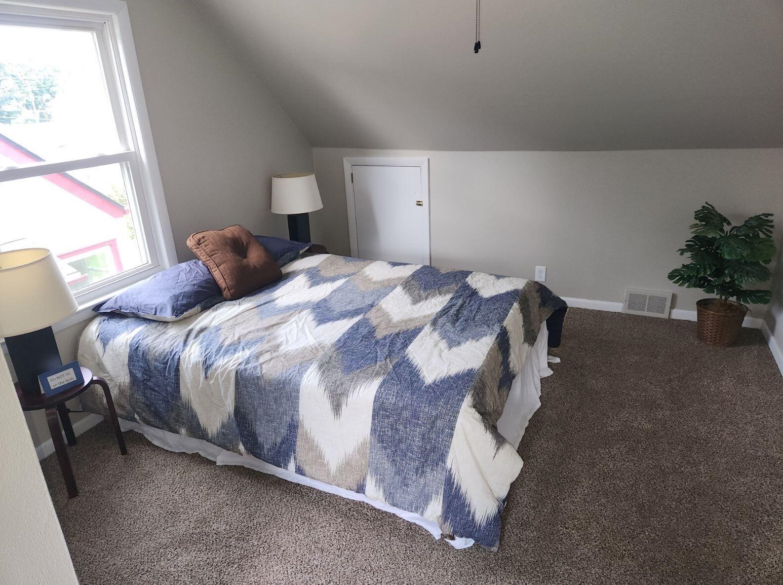 8144 Lisbon Ave, Milwaukee WI 53222-3827 exterior