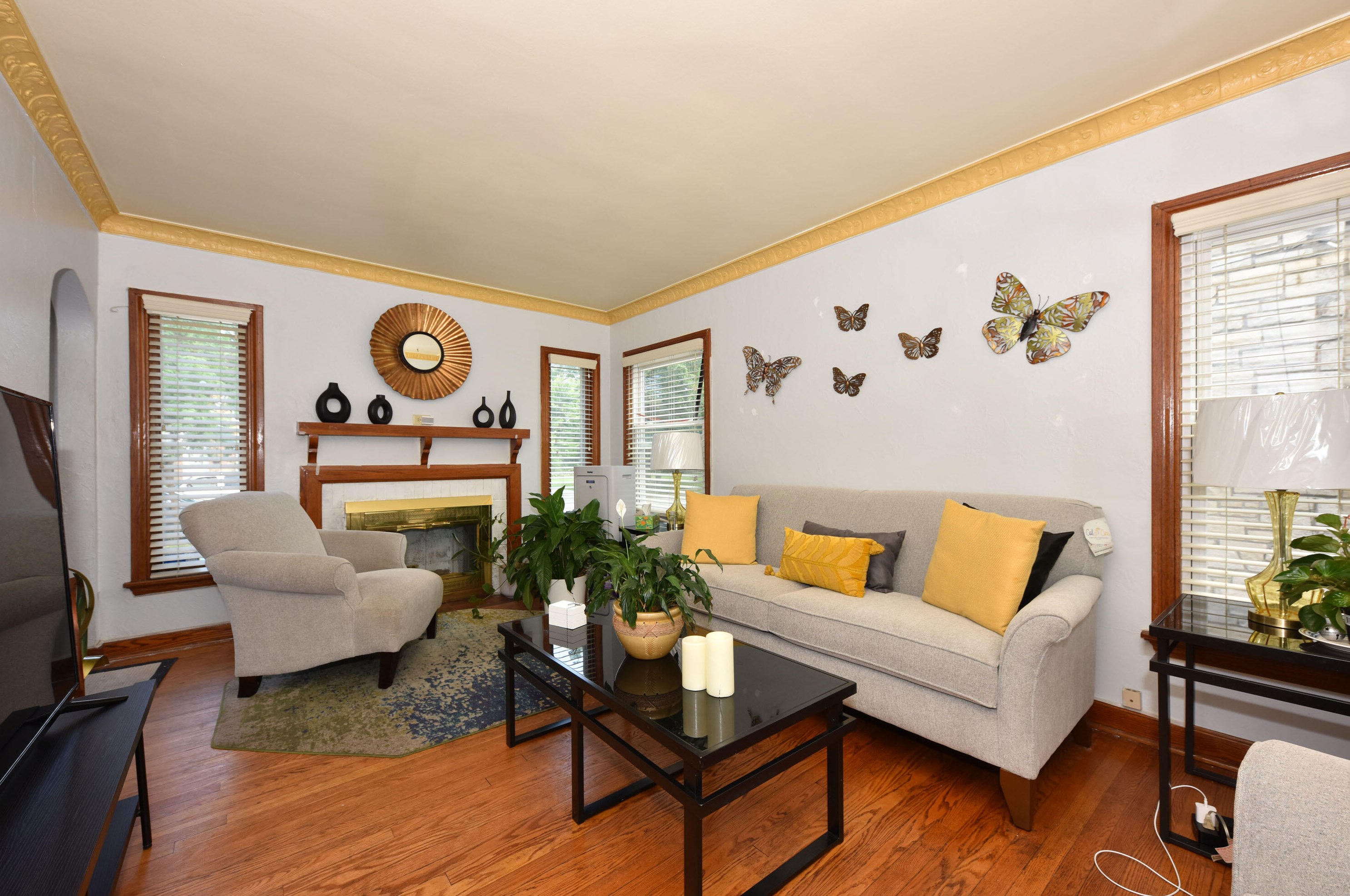 4707 N 57th St, Milwaukee, WI 53218