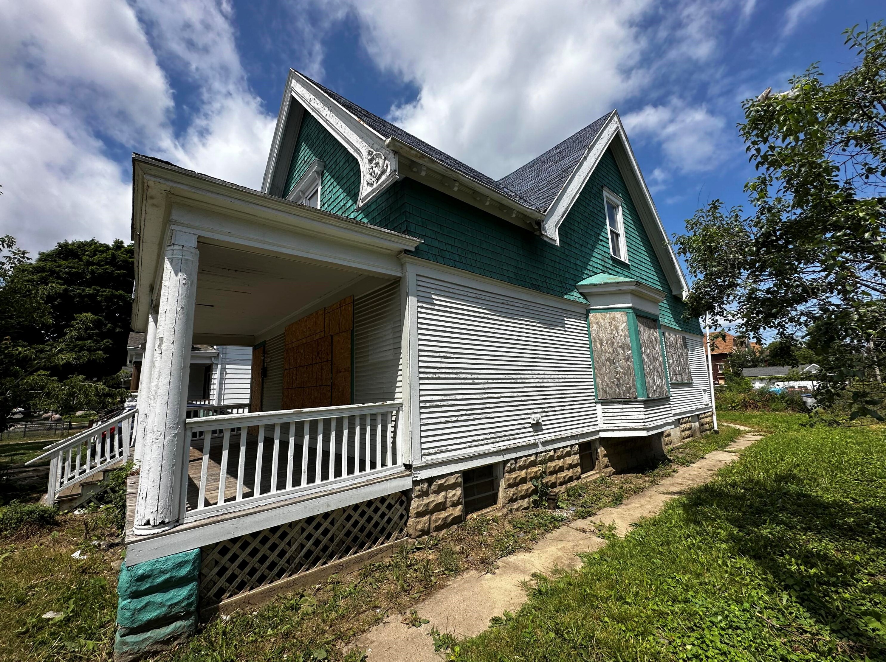 1522 W Concordia Ave, Milwaukee, WI 53206