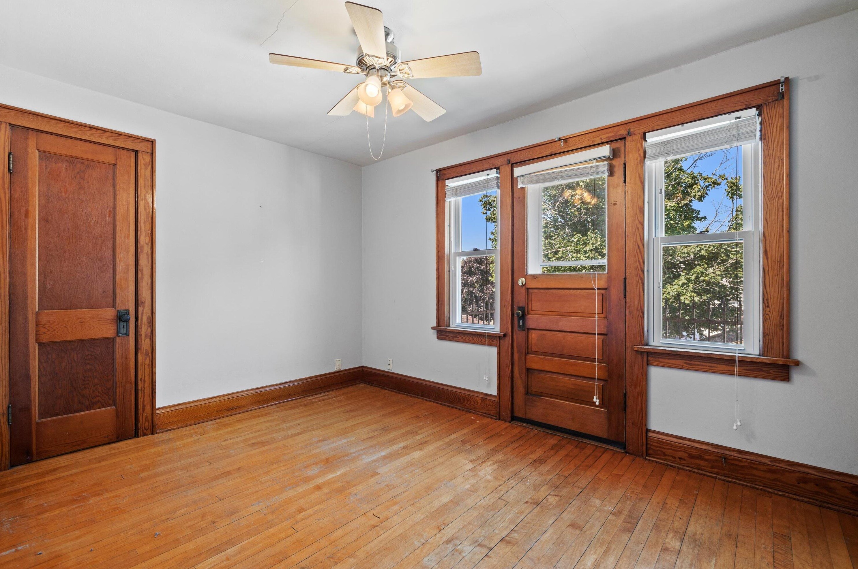 7016 27th Ave, Kenosha WI  53143-5216 exterior