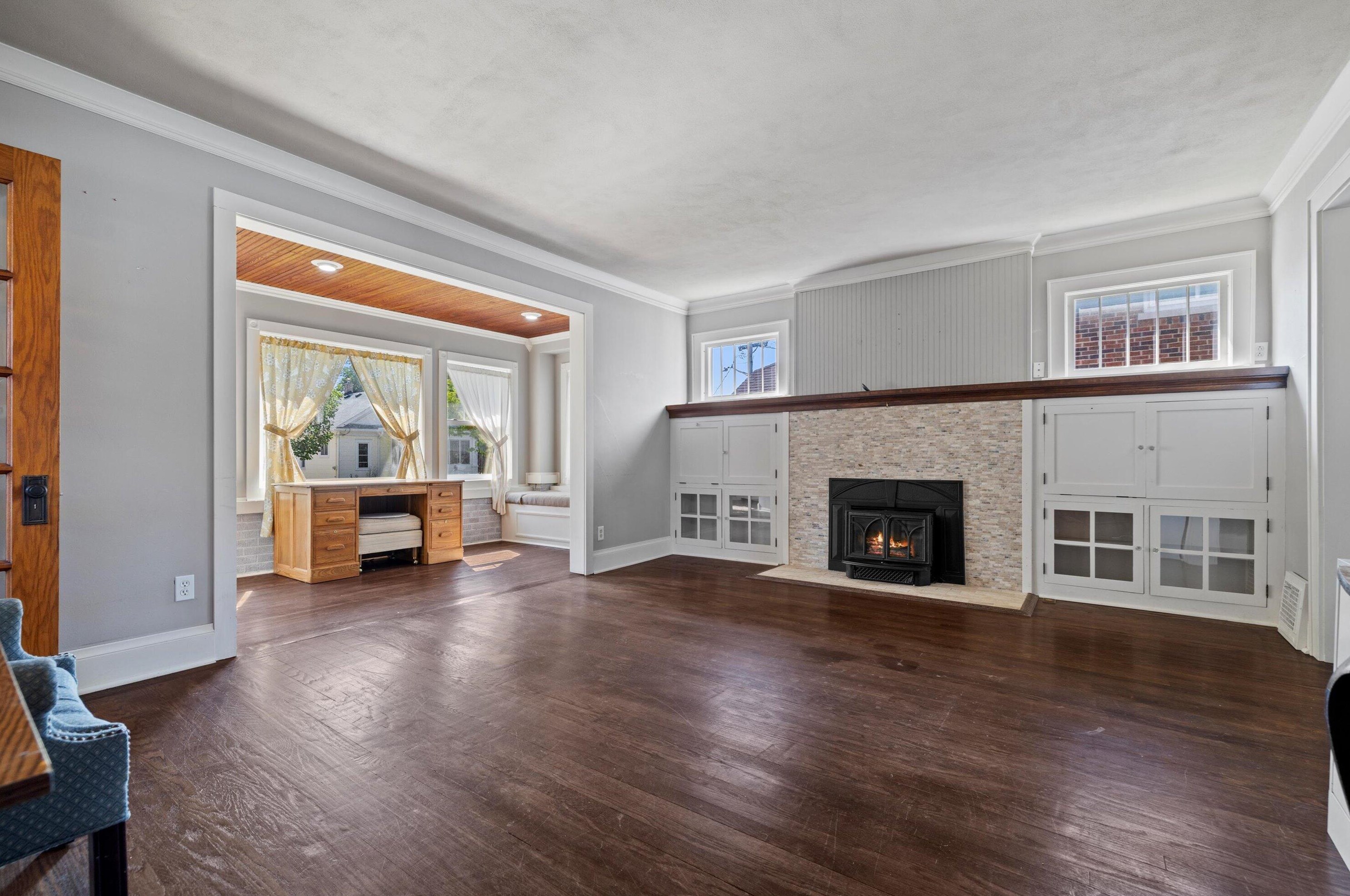 7016 27th Ave, Kenosha WI  53143-5216 exterior