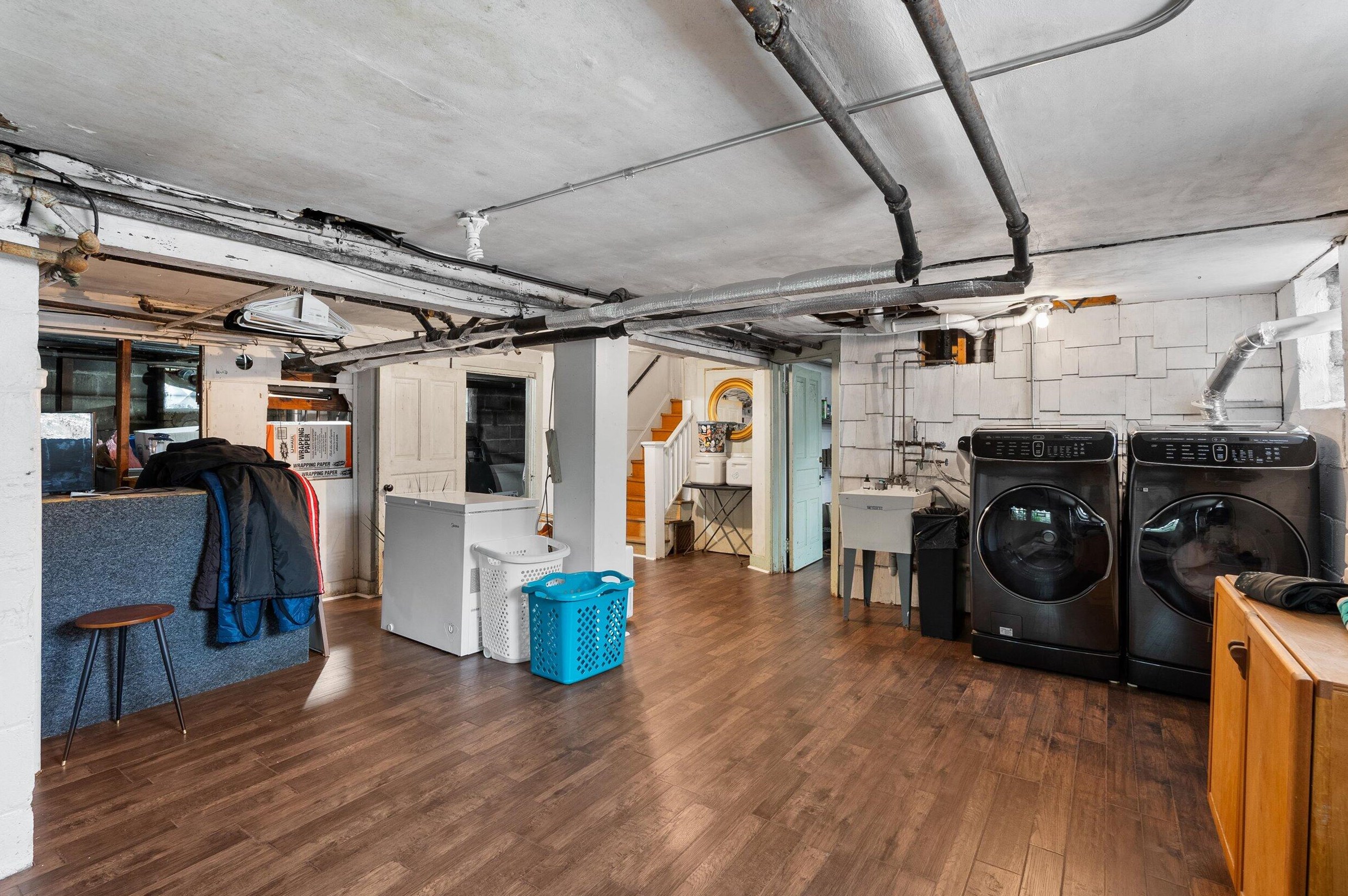 3059 Prospect Ave, Milwaukee WI  53211-3348 exterior