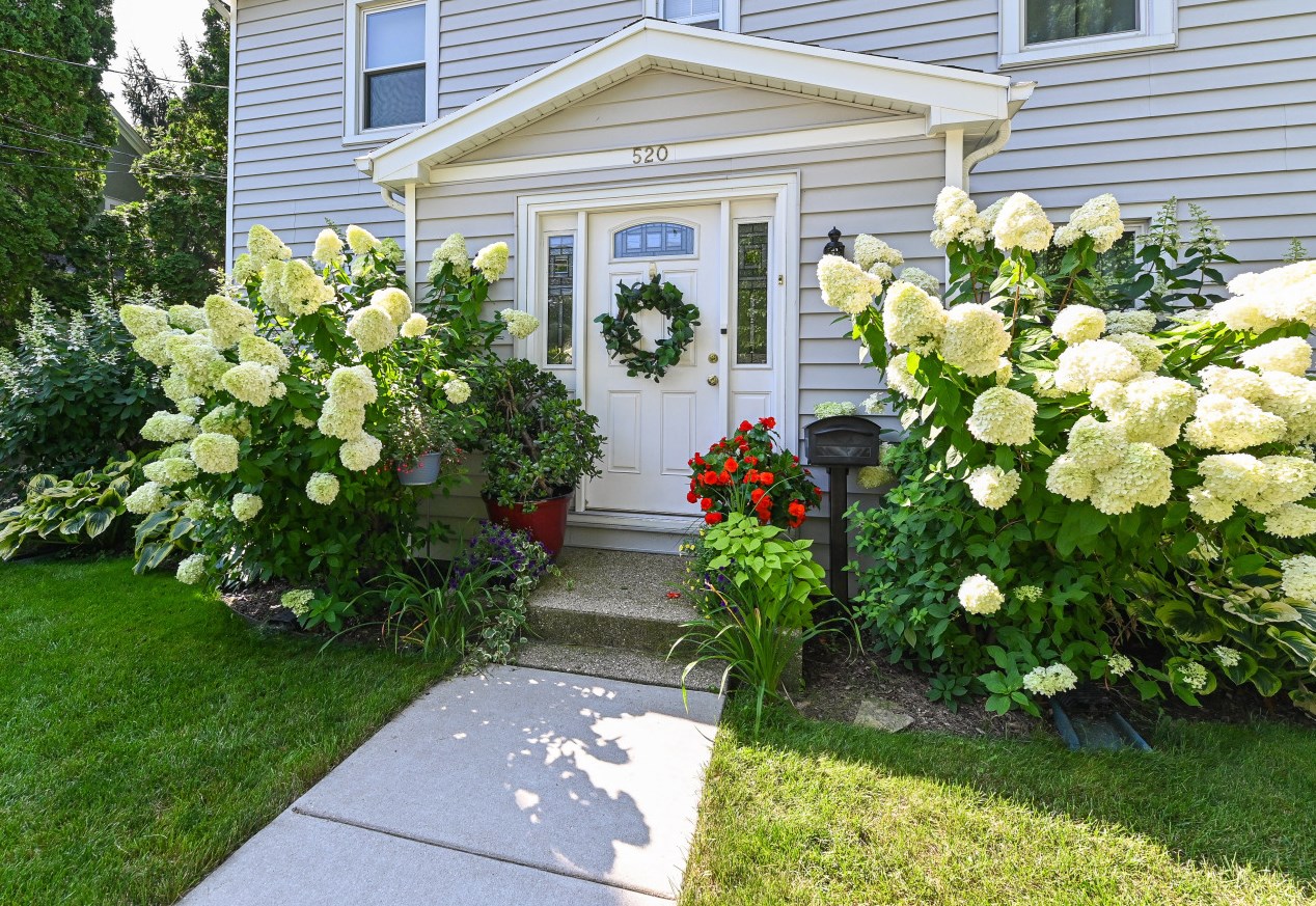 520 Parish St, Delavan, WI 53115