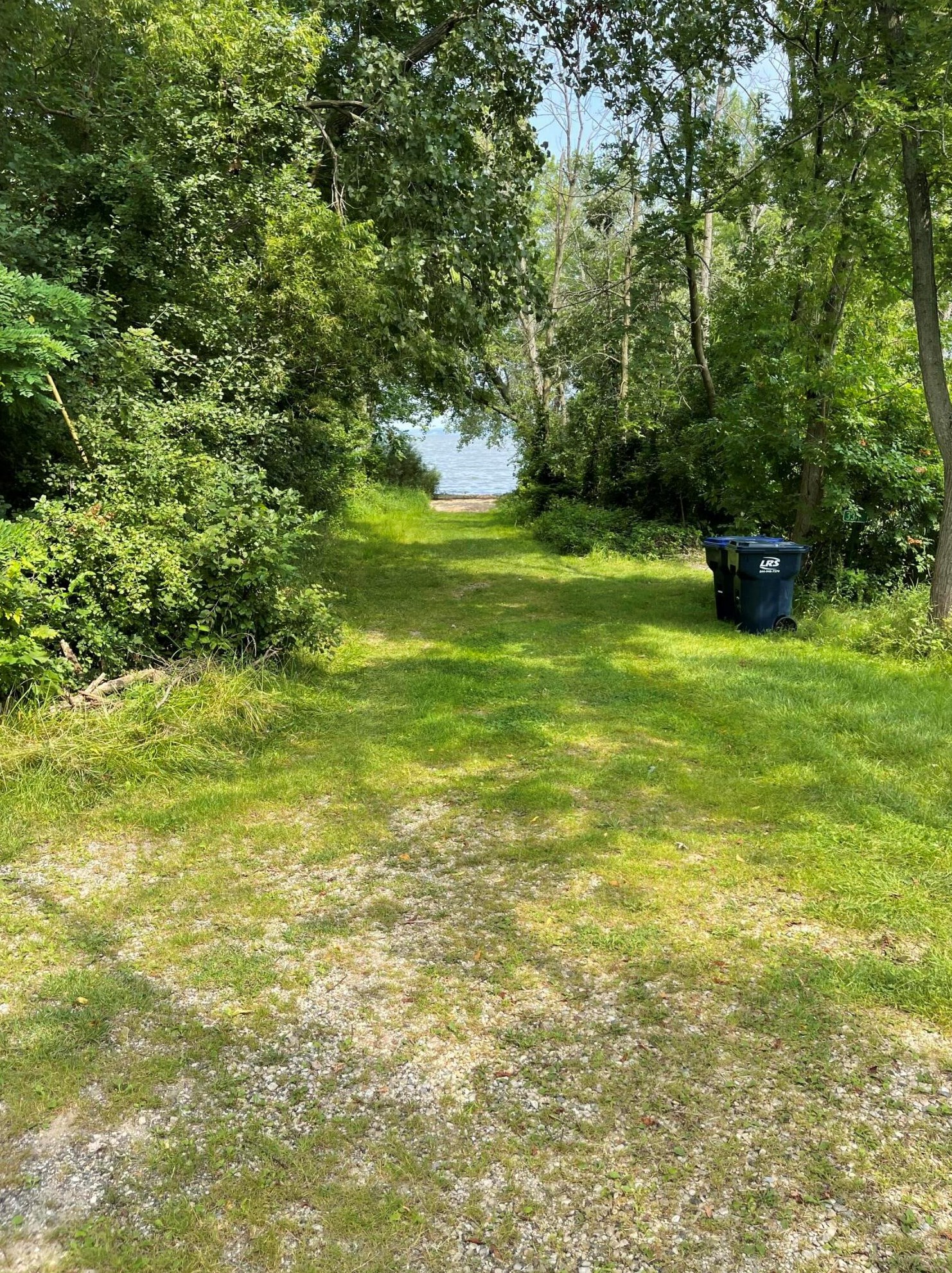 318 Lake Shore Dr, Edgerton, WI 53534