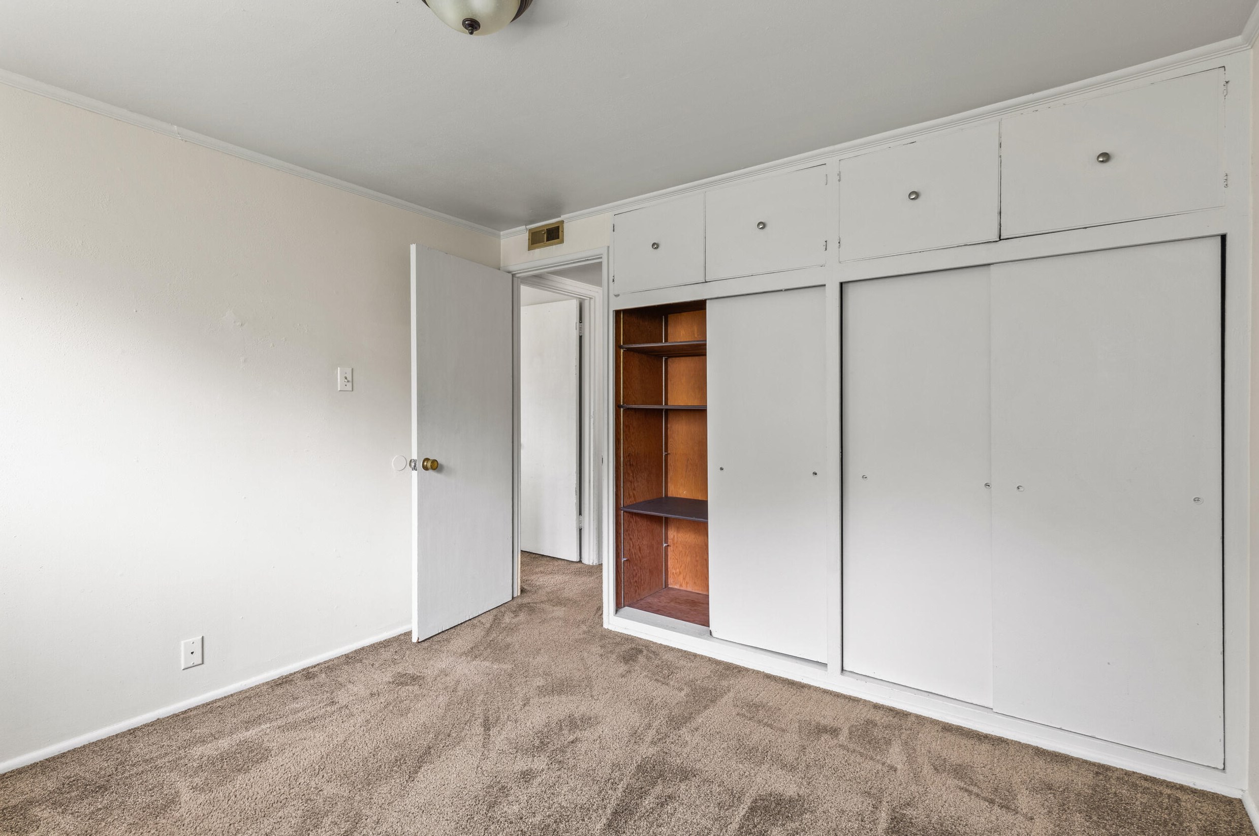 3150 84, Milwaukee WI 53222-3701 exterior