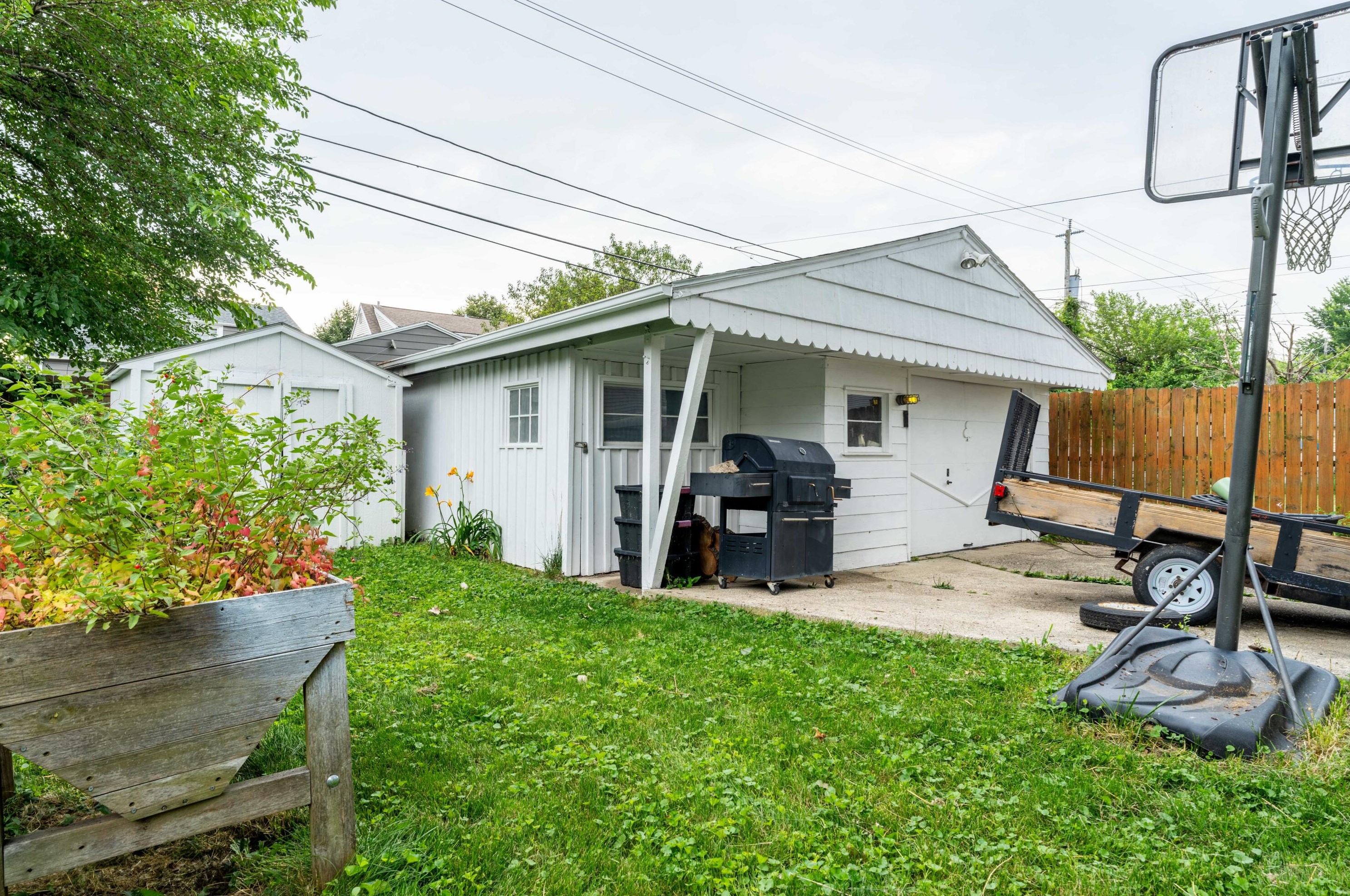 1748 56th St, Milwaukee WI  53214-5281 exterior