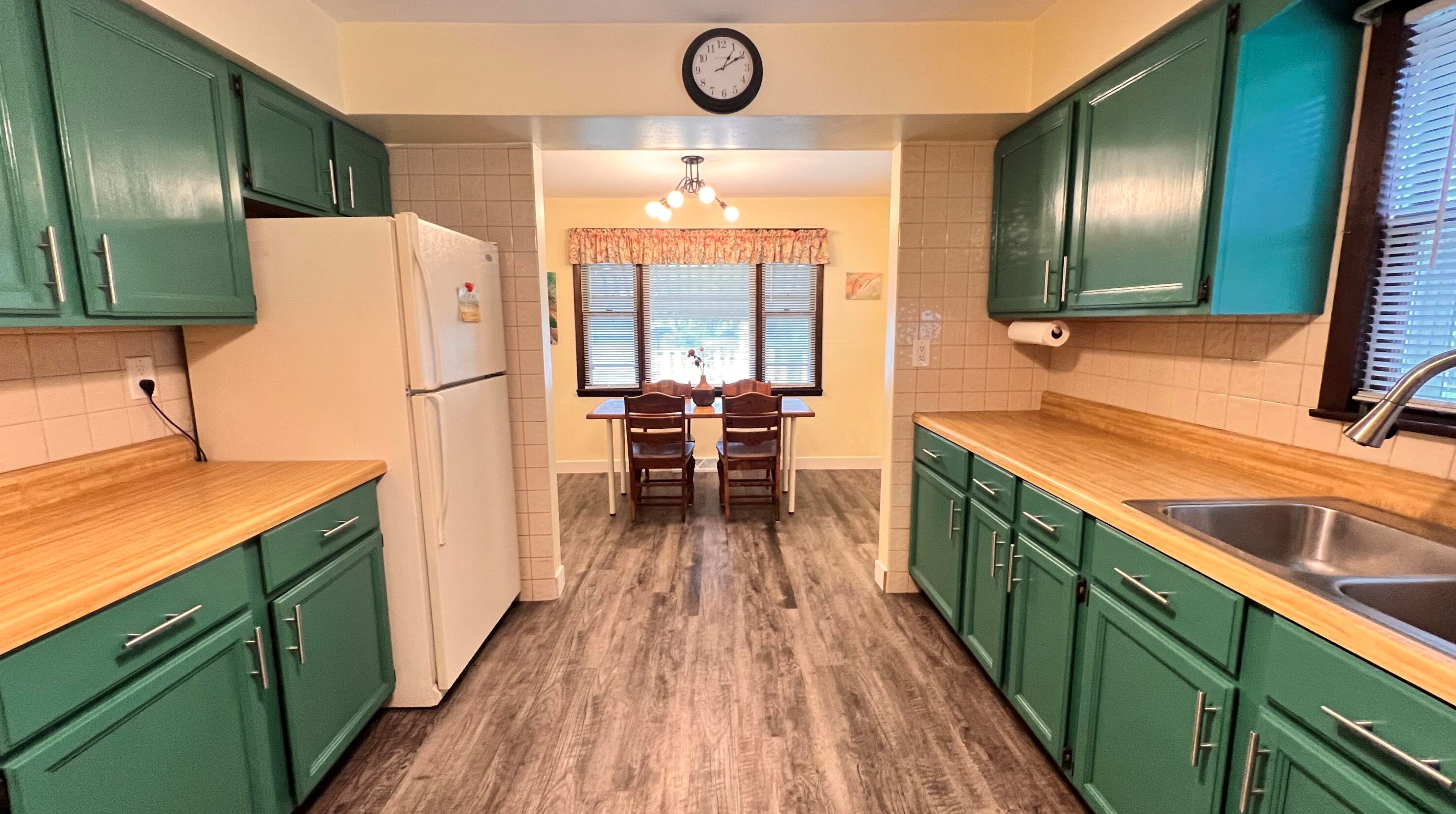7633 W Keefe Ave, Milwaukee, WI 53222