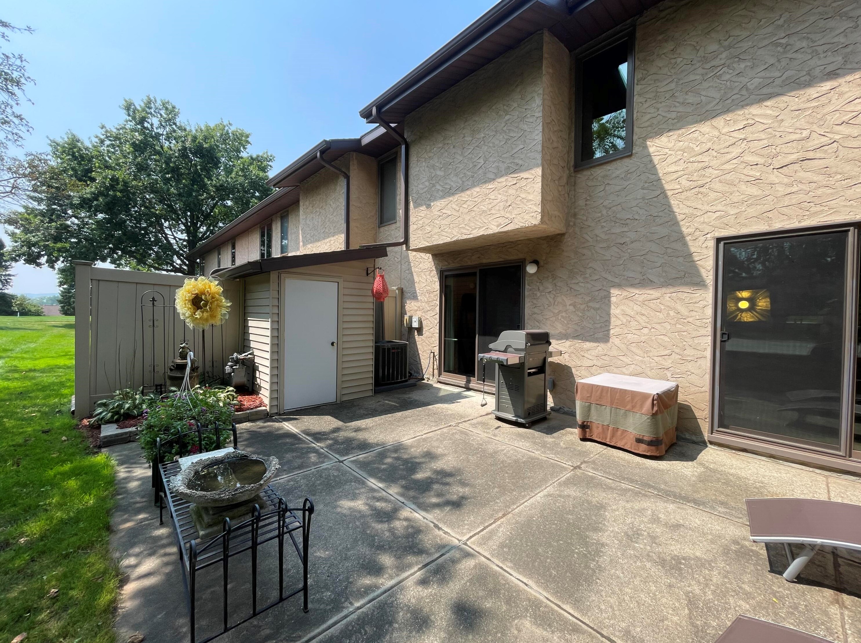 3378 East Ave, La Crosse, WI 54601