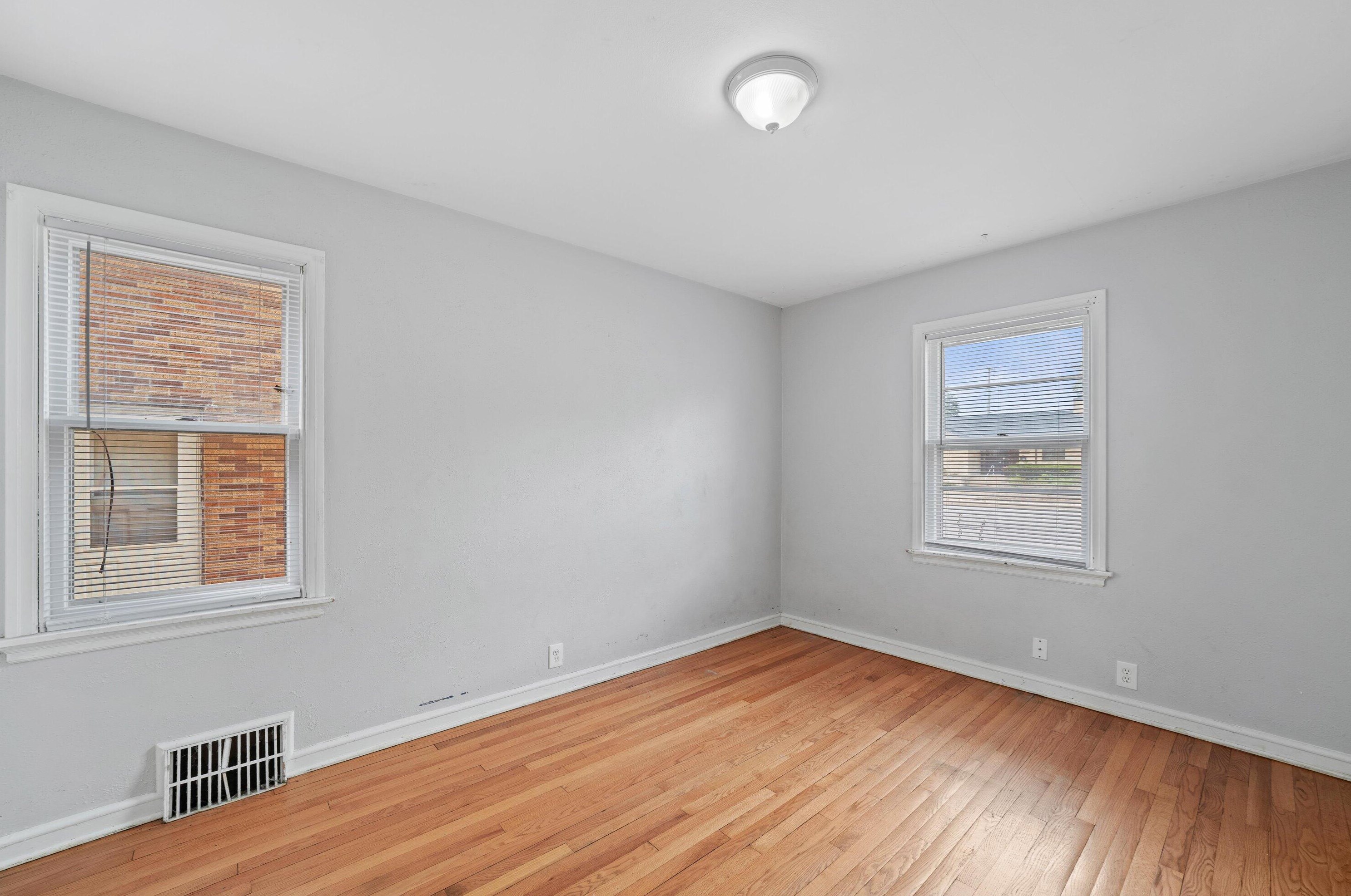 7509 Burleigh St, Milwaukee WI 53222-4941 exterior