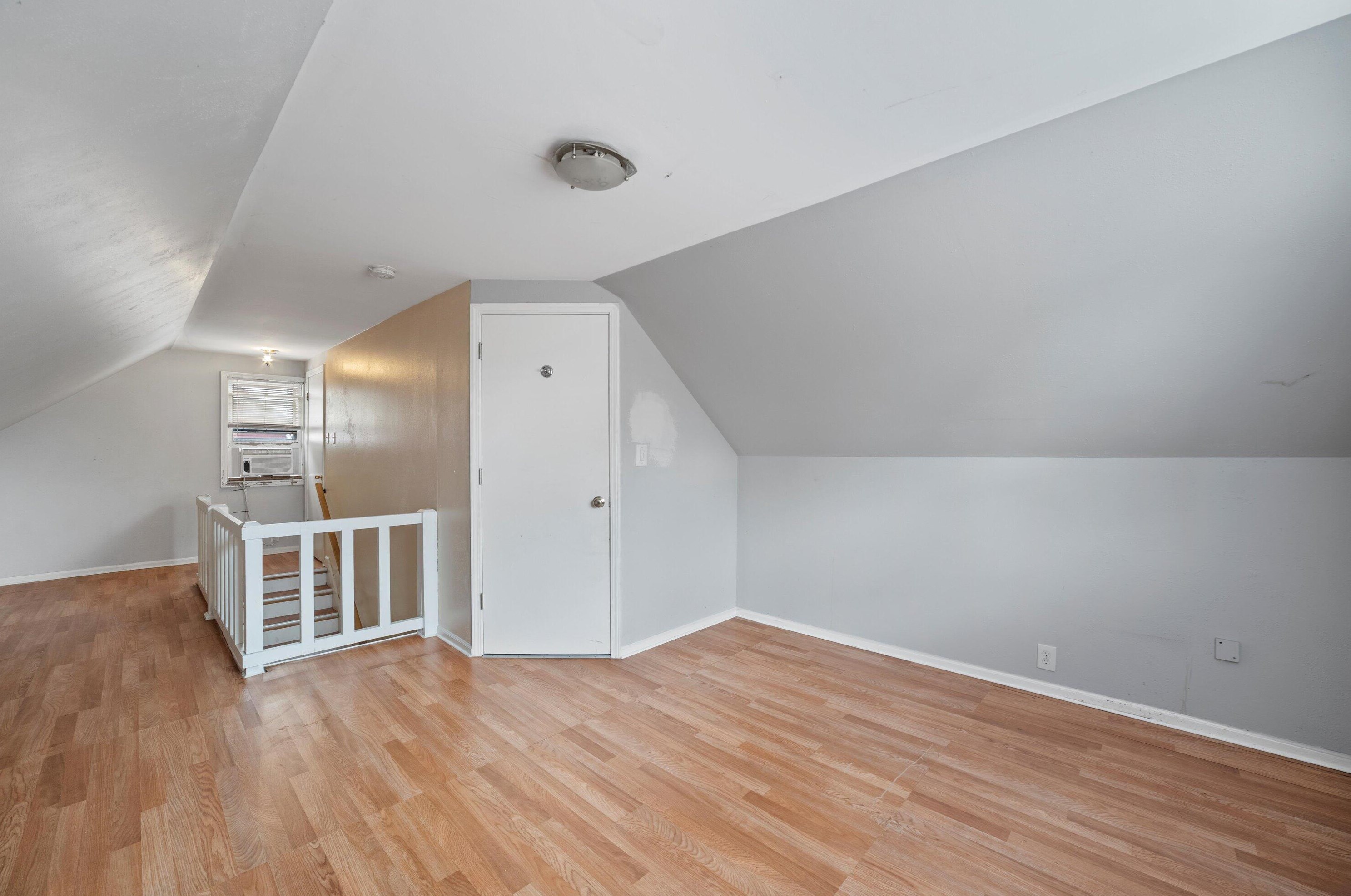 7509 Burleigh St, Milwaukee WI 53222-4941 exterior