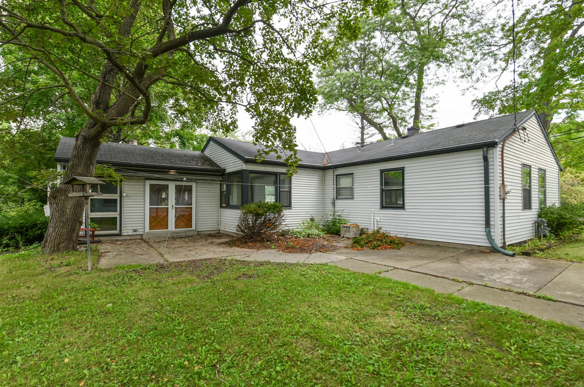 4761 S 92nd St, Milwaukee, WI 53228