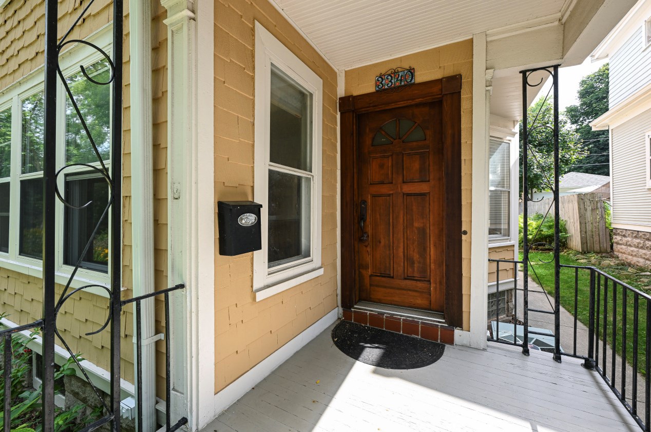 3340 N Cambridge Ave, Milwaukee, WI 53211