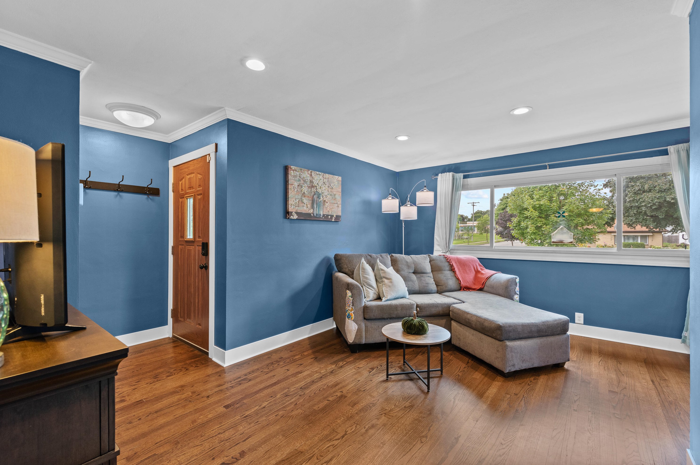 3800 N 80th St, Milwaukee, WI 53222