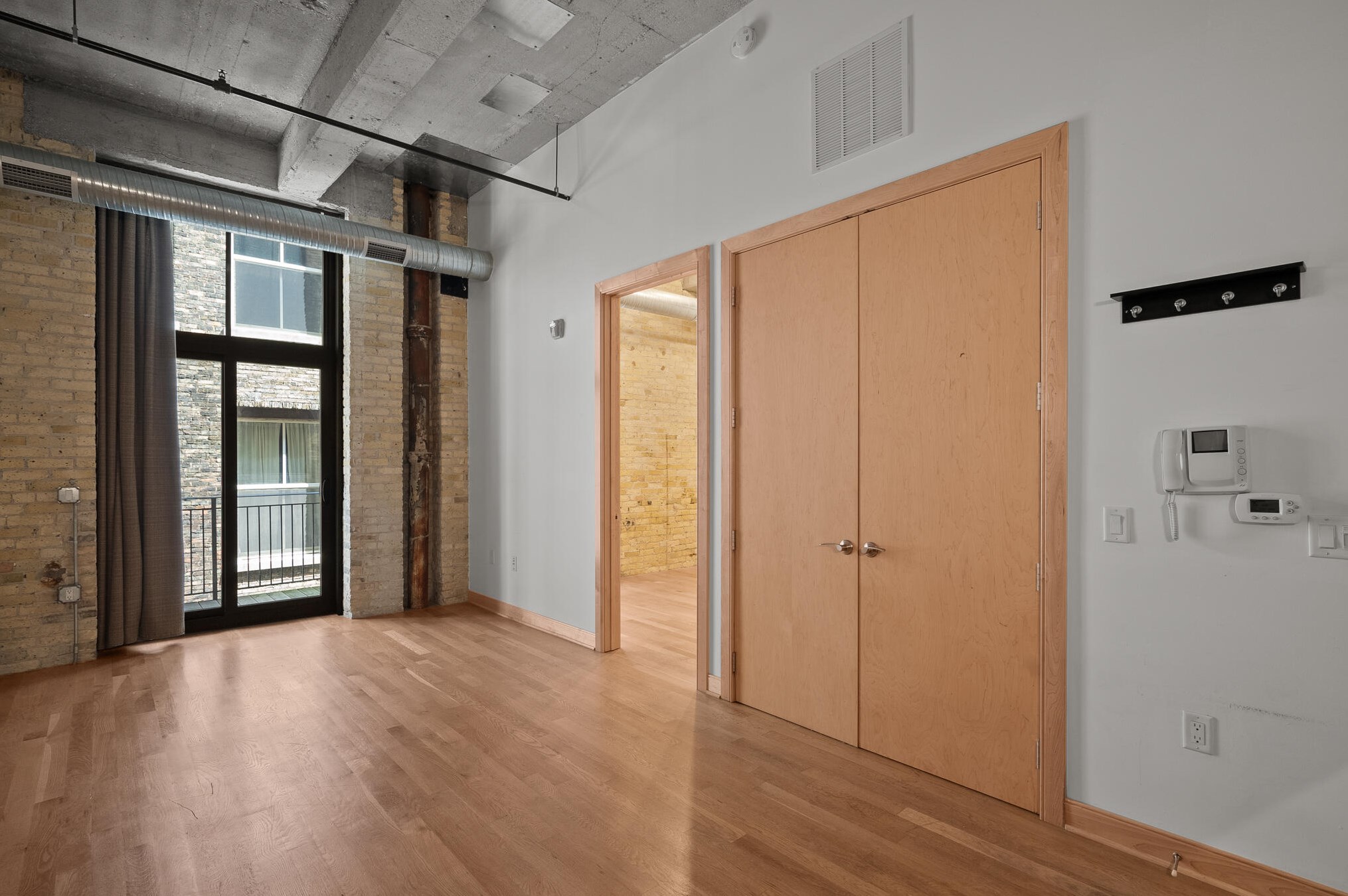 239 E Chicago St #404, Milwaukee, WI 53202