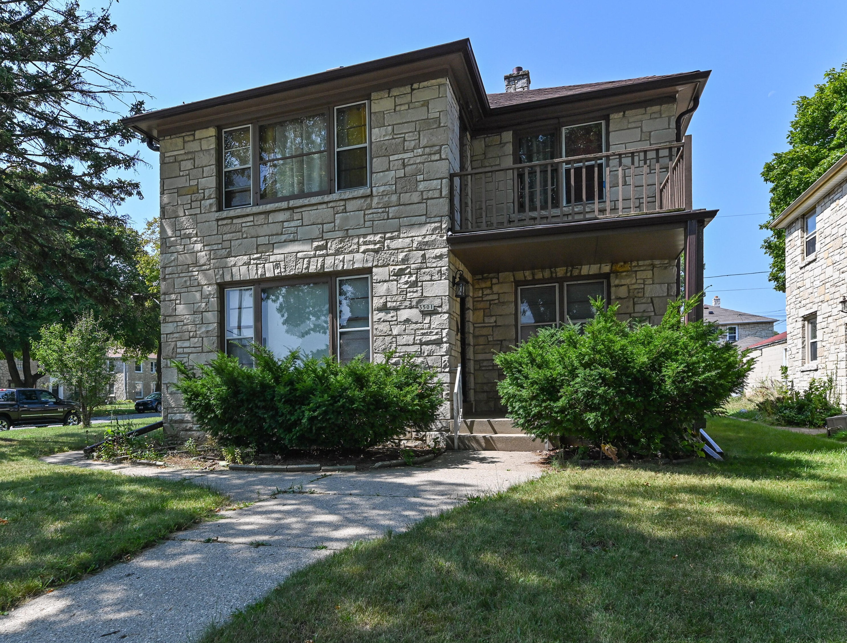 3501 N 55th St, Milwaukee, WI 53216