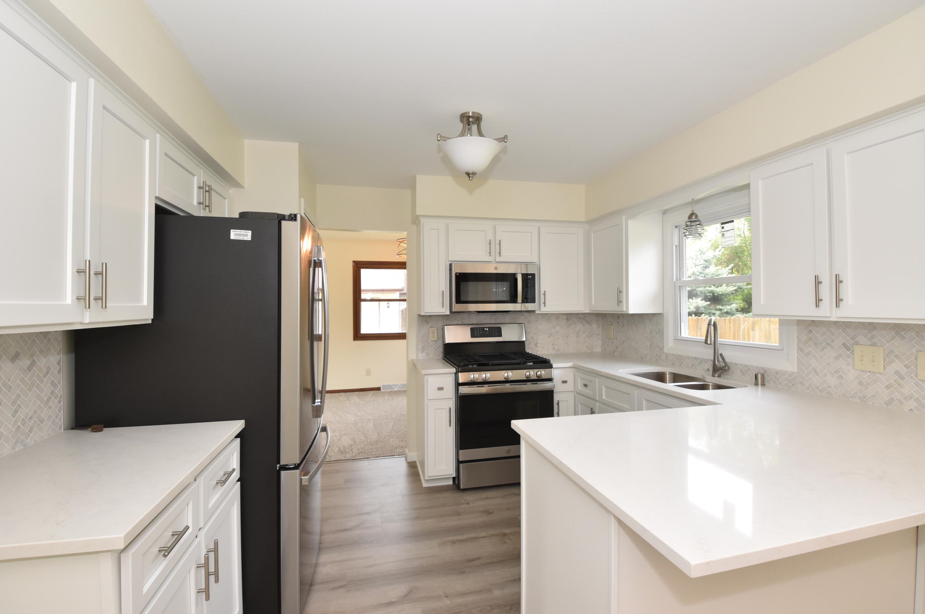 9357 S Sherwood Dr, Hales Corners, WI 53132