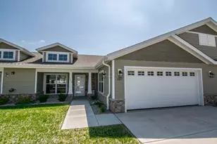 1117 Anchor Ave, West Bend, WI 53095 - Photo 1