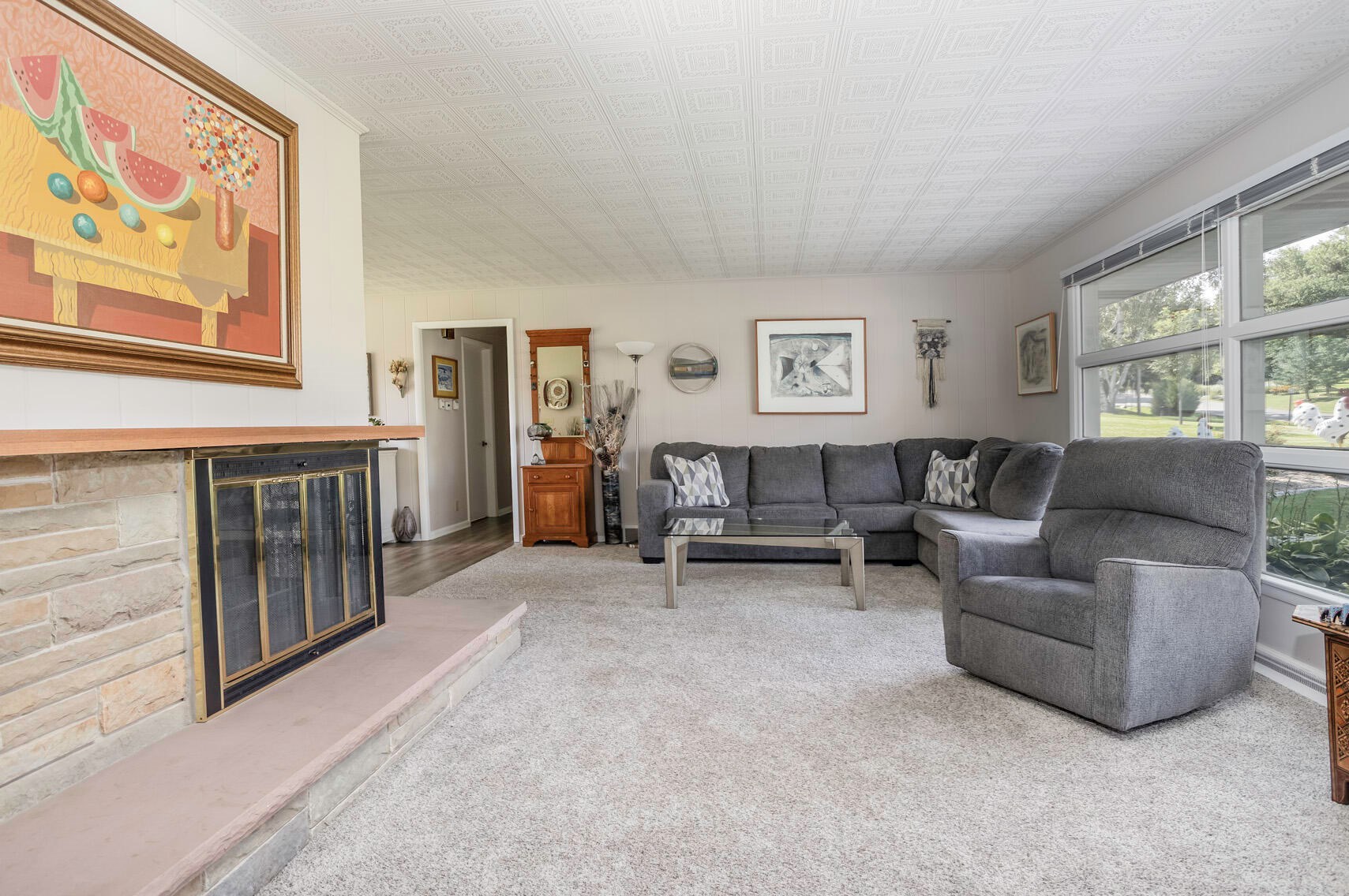 15205 Flagstaff Rd, Brookfield, WI 53005