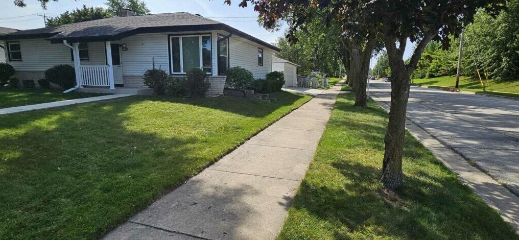 843 W Abbott Ave, Milwaukee, WI 53221