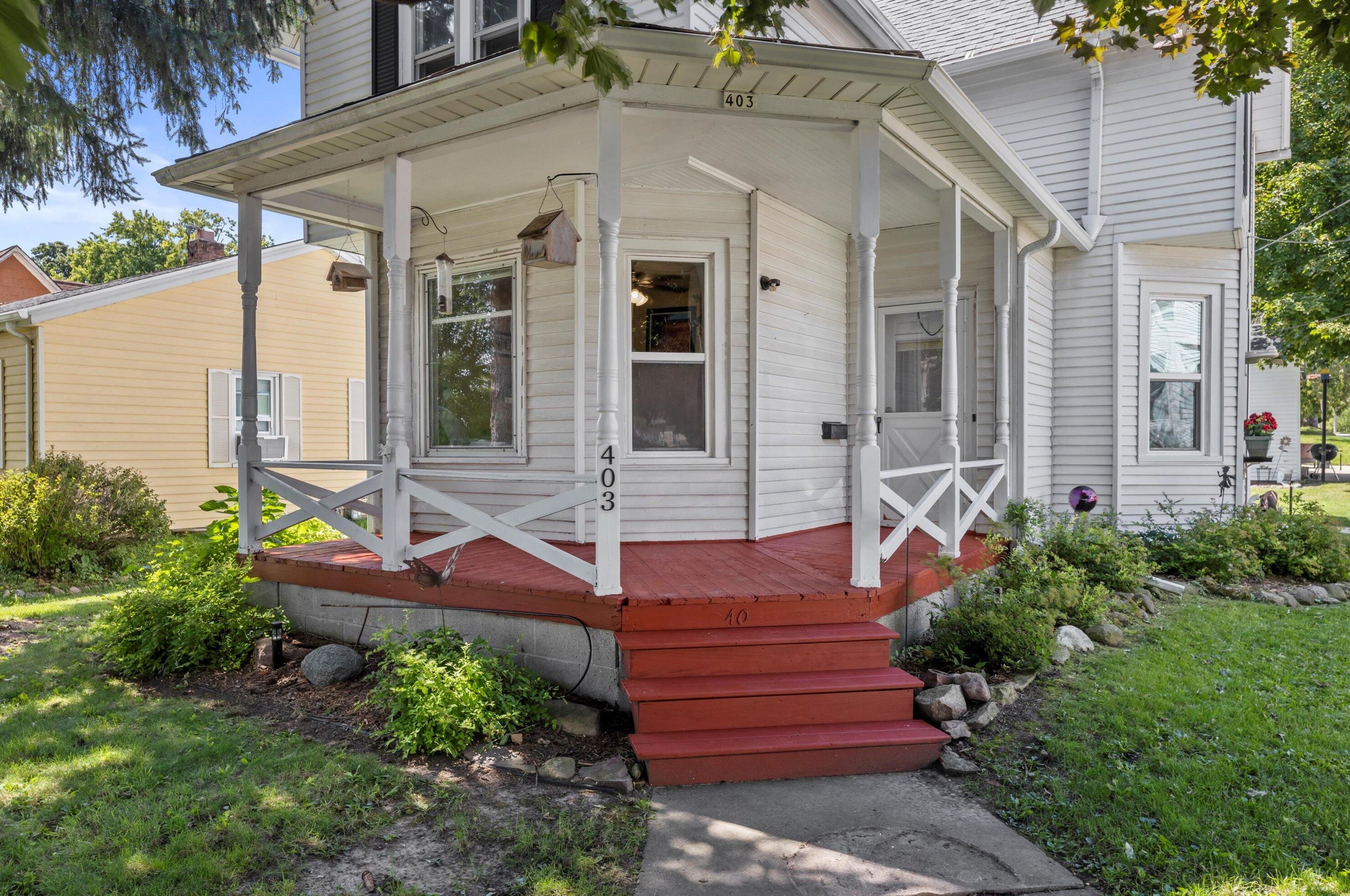 403 S Main St, Hartford, WI 53027