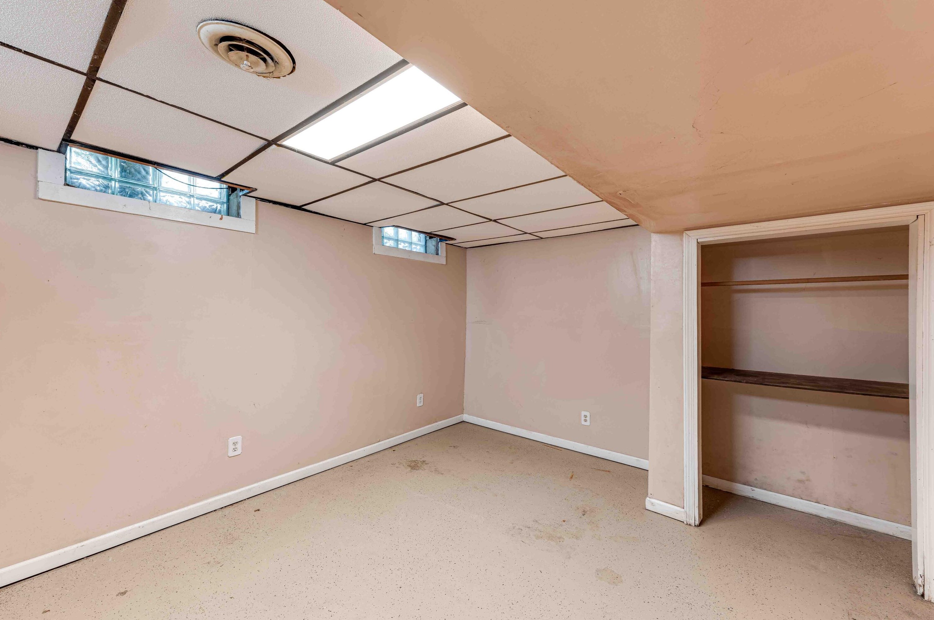 160 60 Ave, Kenosha WI 53144-7203 exterior