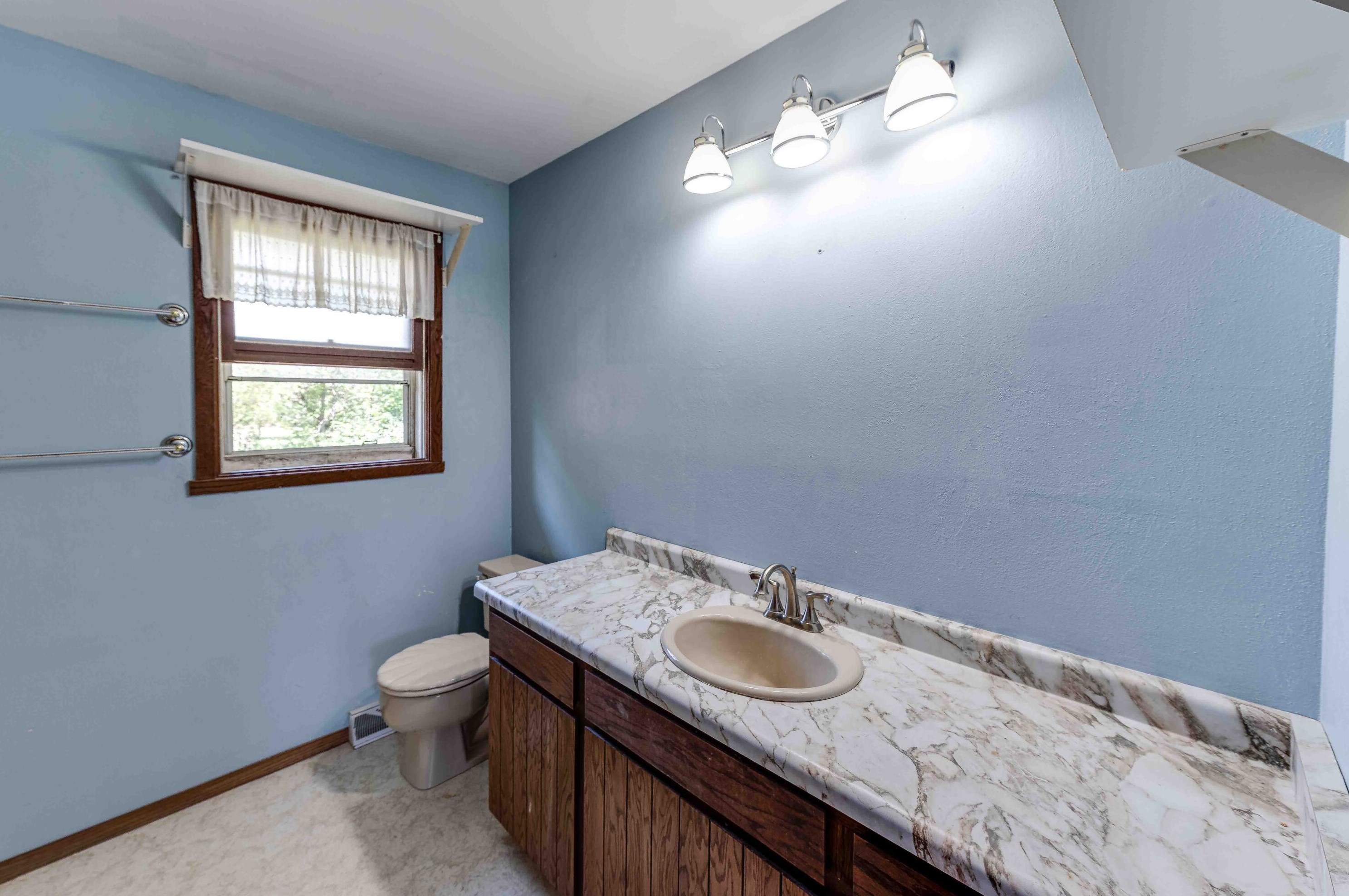 160 60 Ave, Kenosha WI 53144-7203 exterior