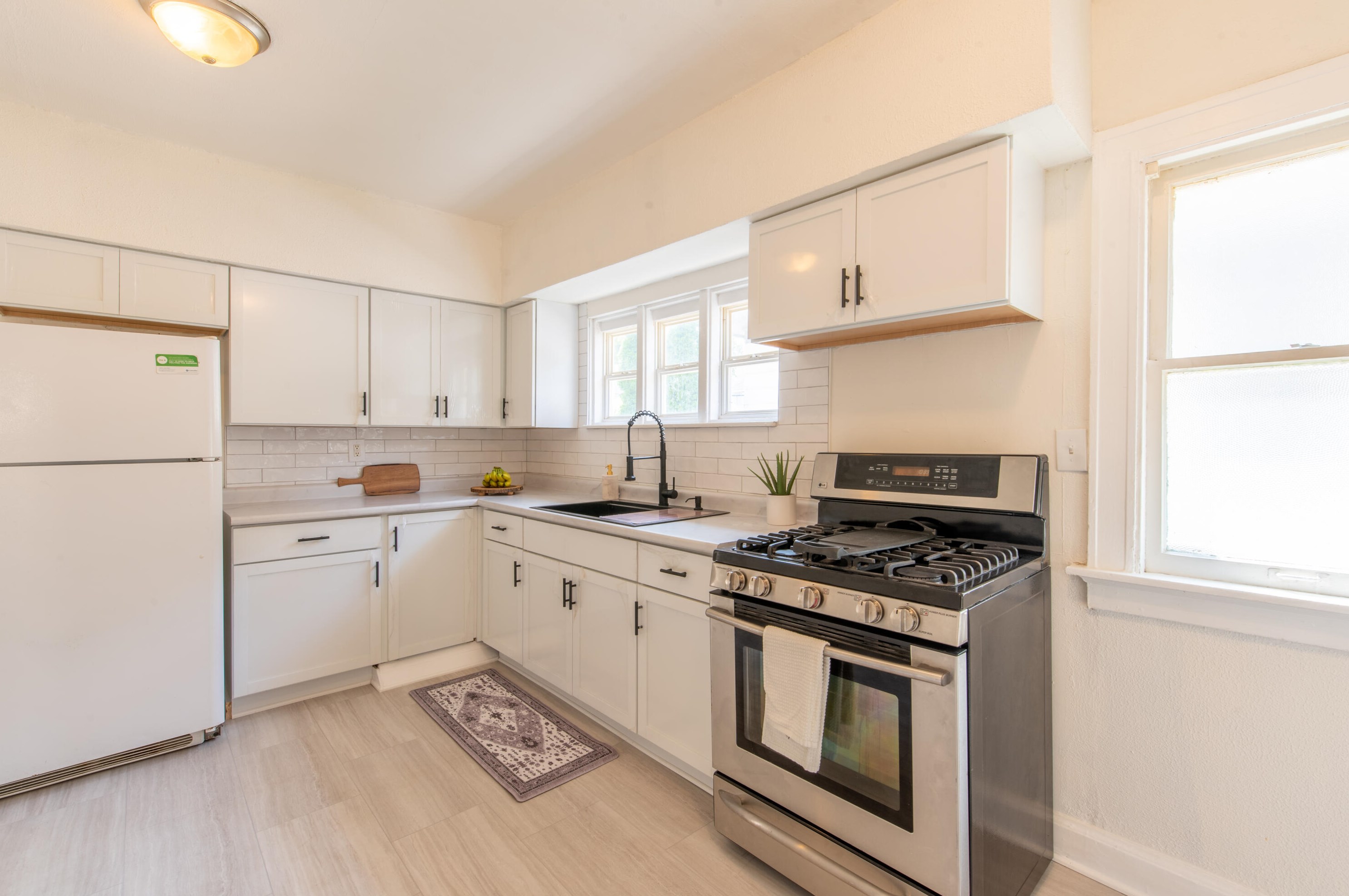 2150 55th St, Milwaukee, WI 53208-1014