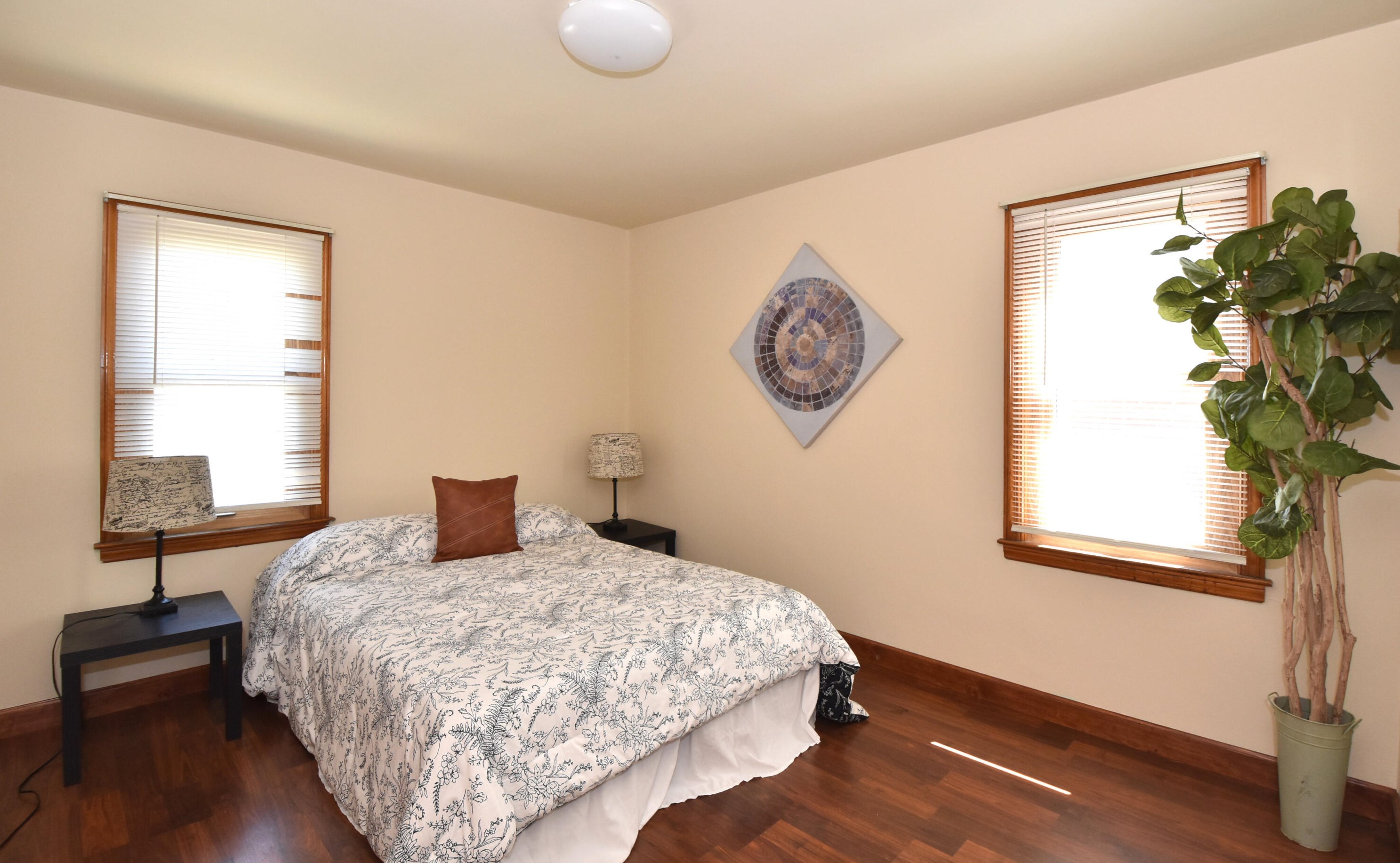 3404 20th St, Milwaukee WI  53215-4918 exterior