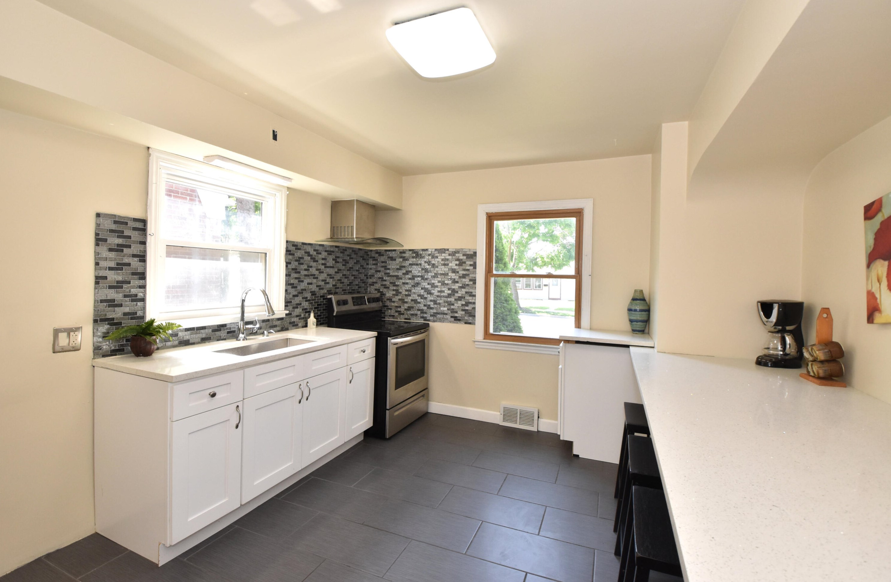 3404 20th St, Milwaukee WI  53215-4918 exterior