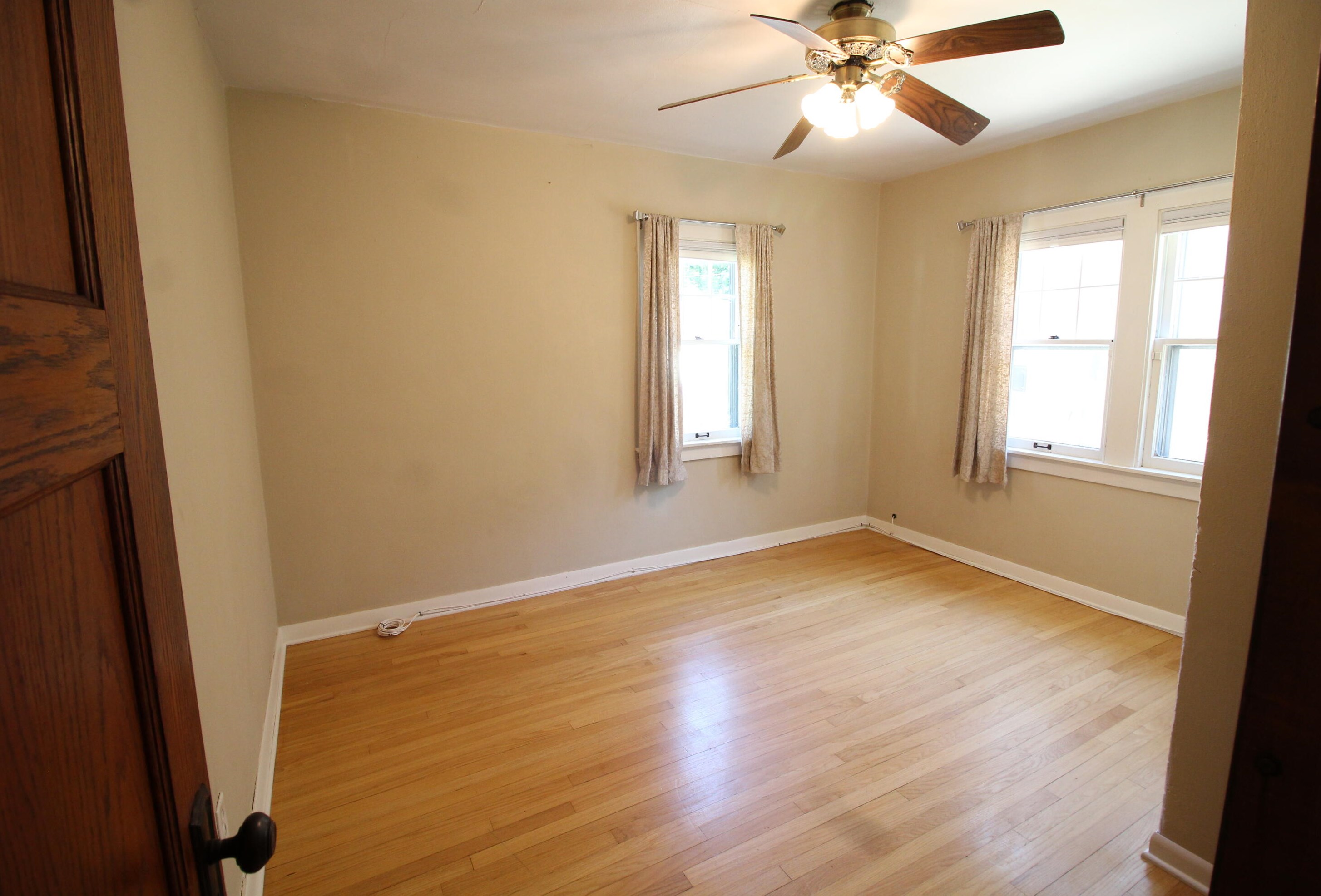 2333 60, Milwaukee WI 53219-2129 exterior