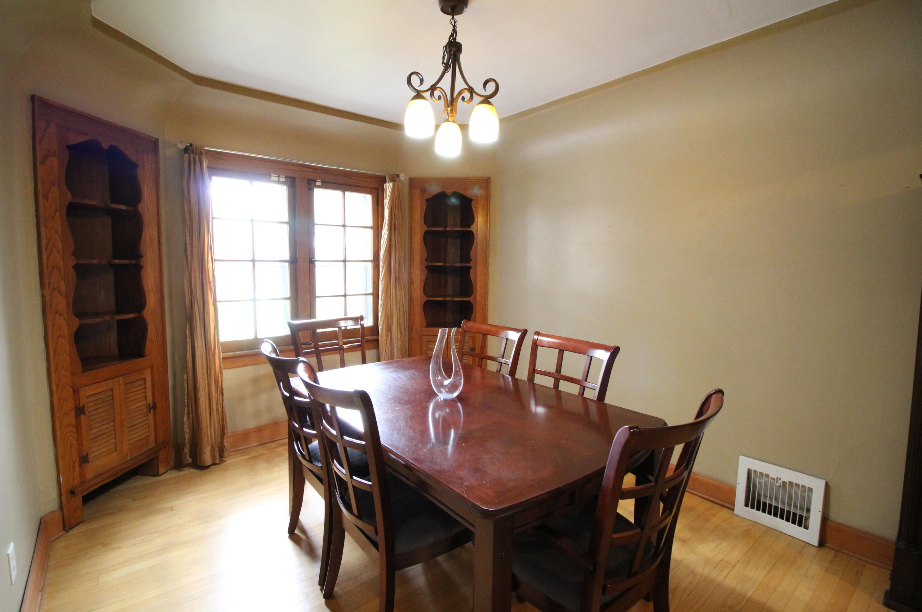 2333 60, Milwaukee WI 53219-2129 exterior