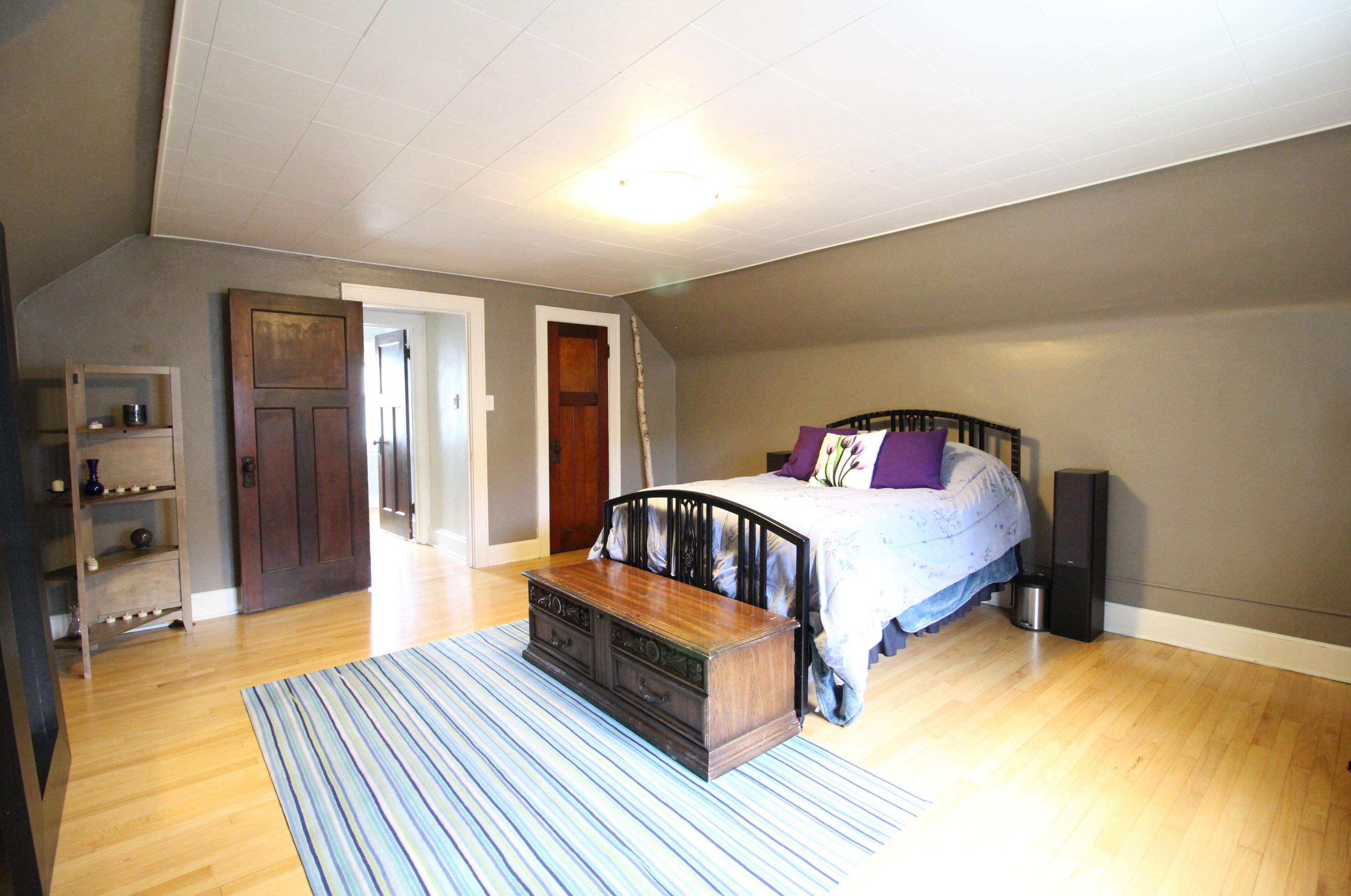 2333 60, Milwaukee WI 53219-2129 exterior