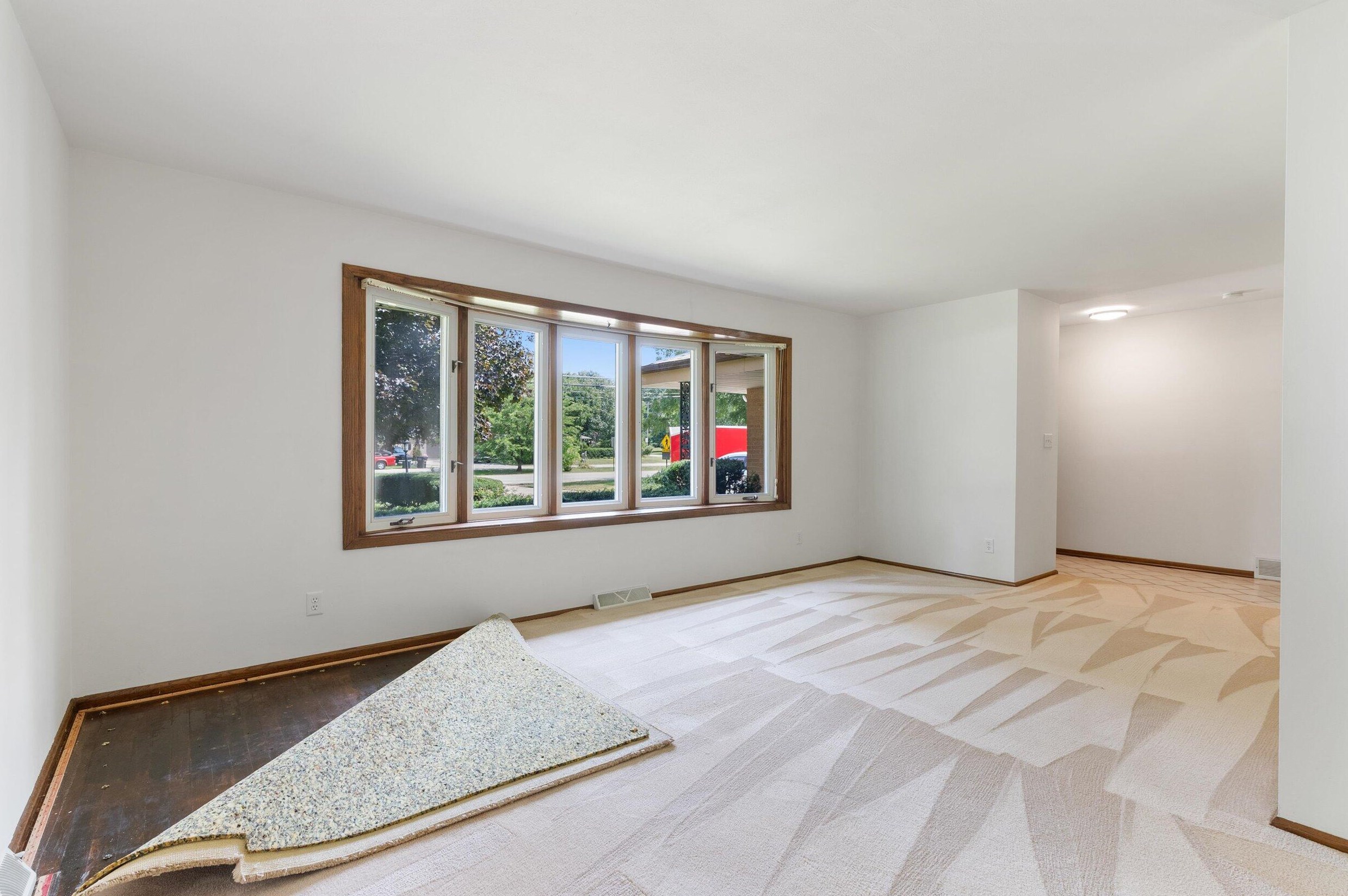 4931 S 35th St, Milwaukee, WI 53221