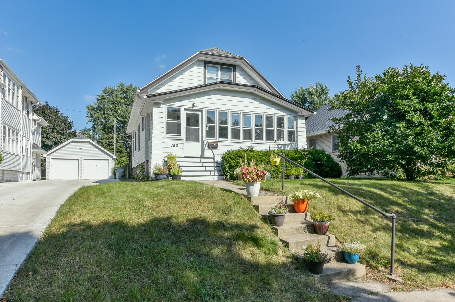 150 60th St, Milwaukee, WI 53213-4218