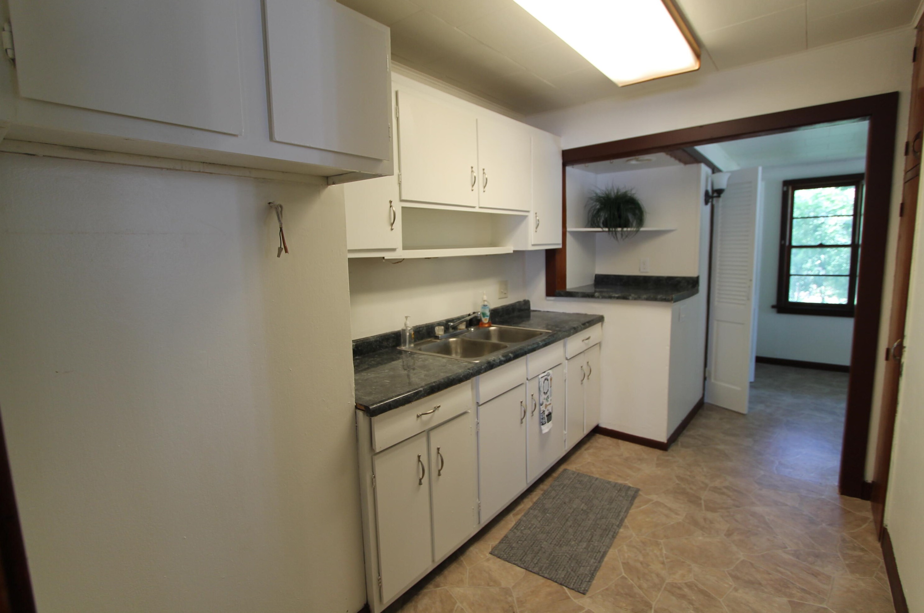 7945 Greendale Ave, Lyons, WI 53105