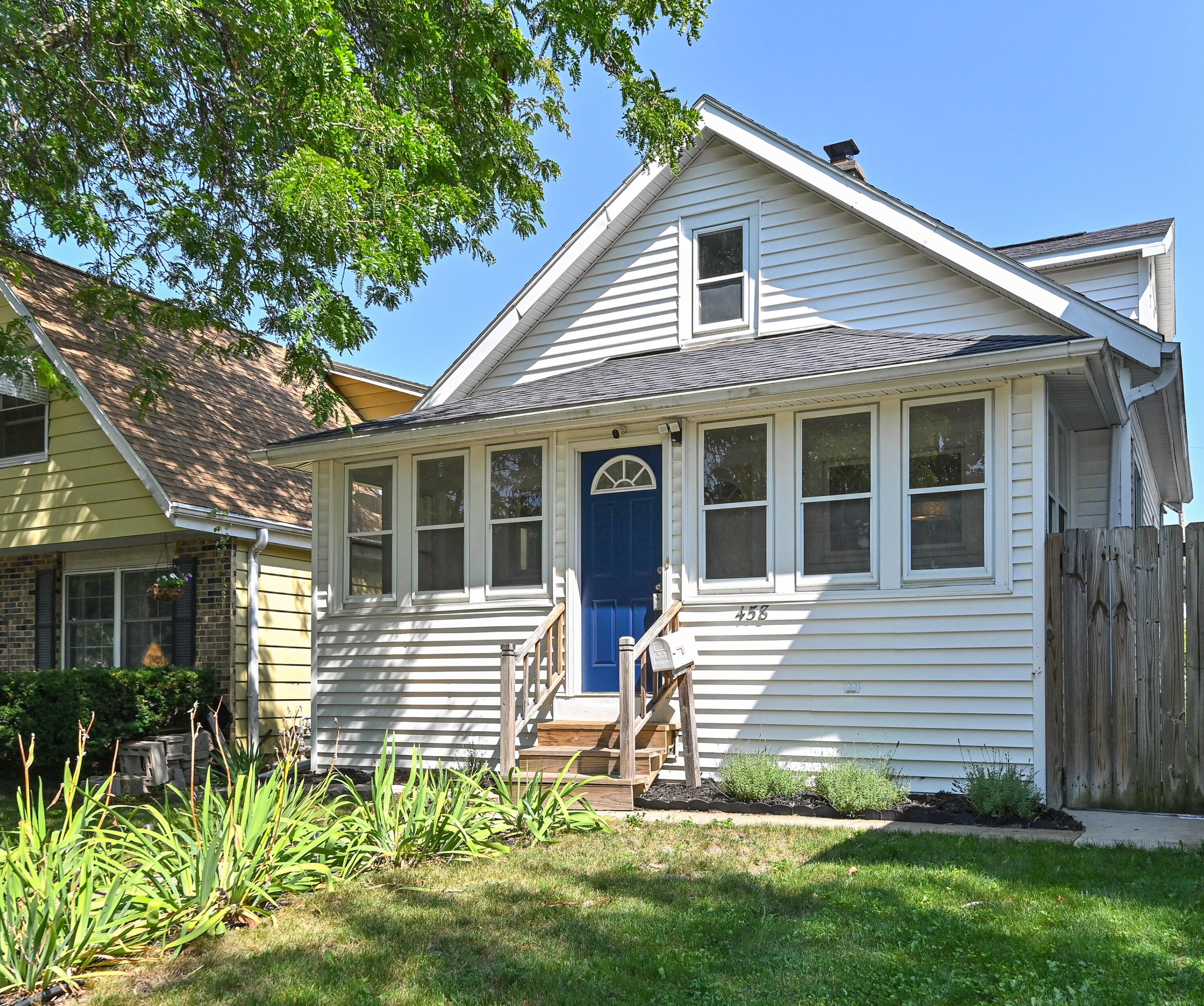 458 S 73rd St, Milwaukee, WI 53214